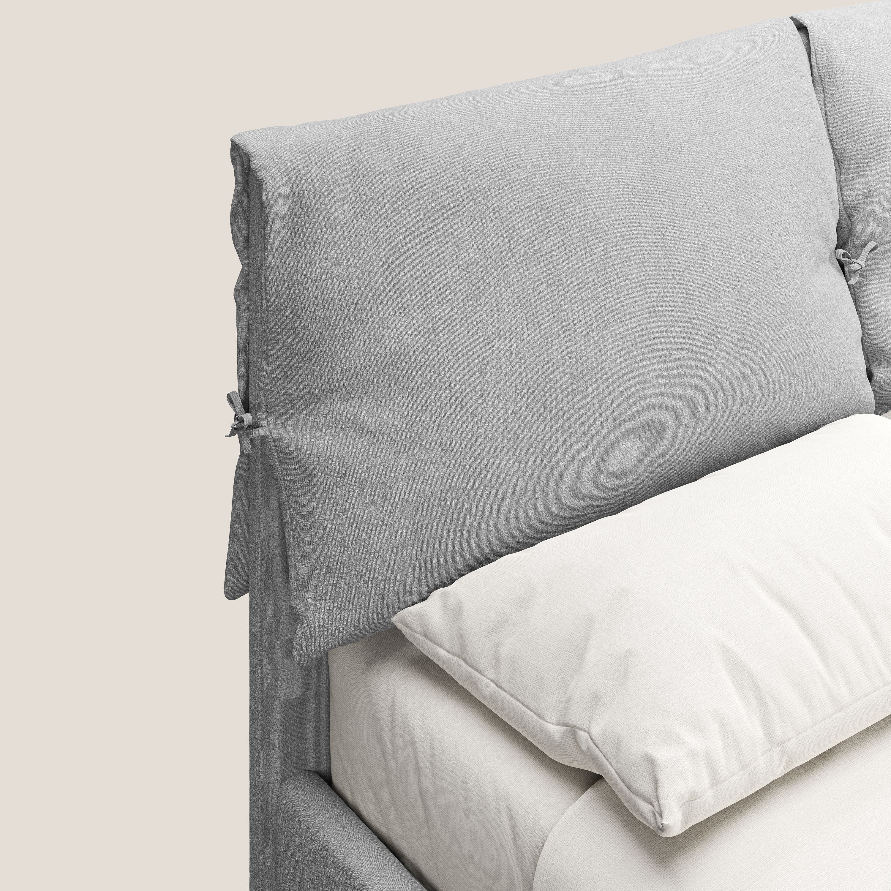 Artemisia letto imbottito con piedini alti sfoderabile in tessuto smacchiabile T17 grigio - divani.store