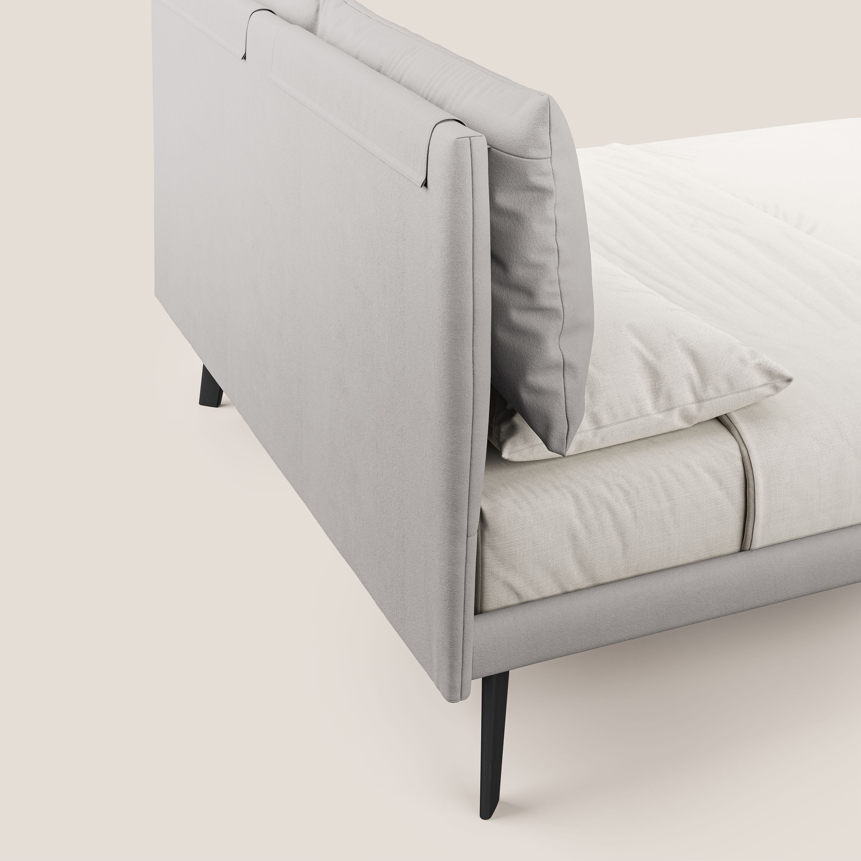 Astrid letto imbottito con piedi in legno in microfibra smacchiabile T11 grigio chiaro - divani.store