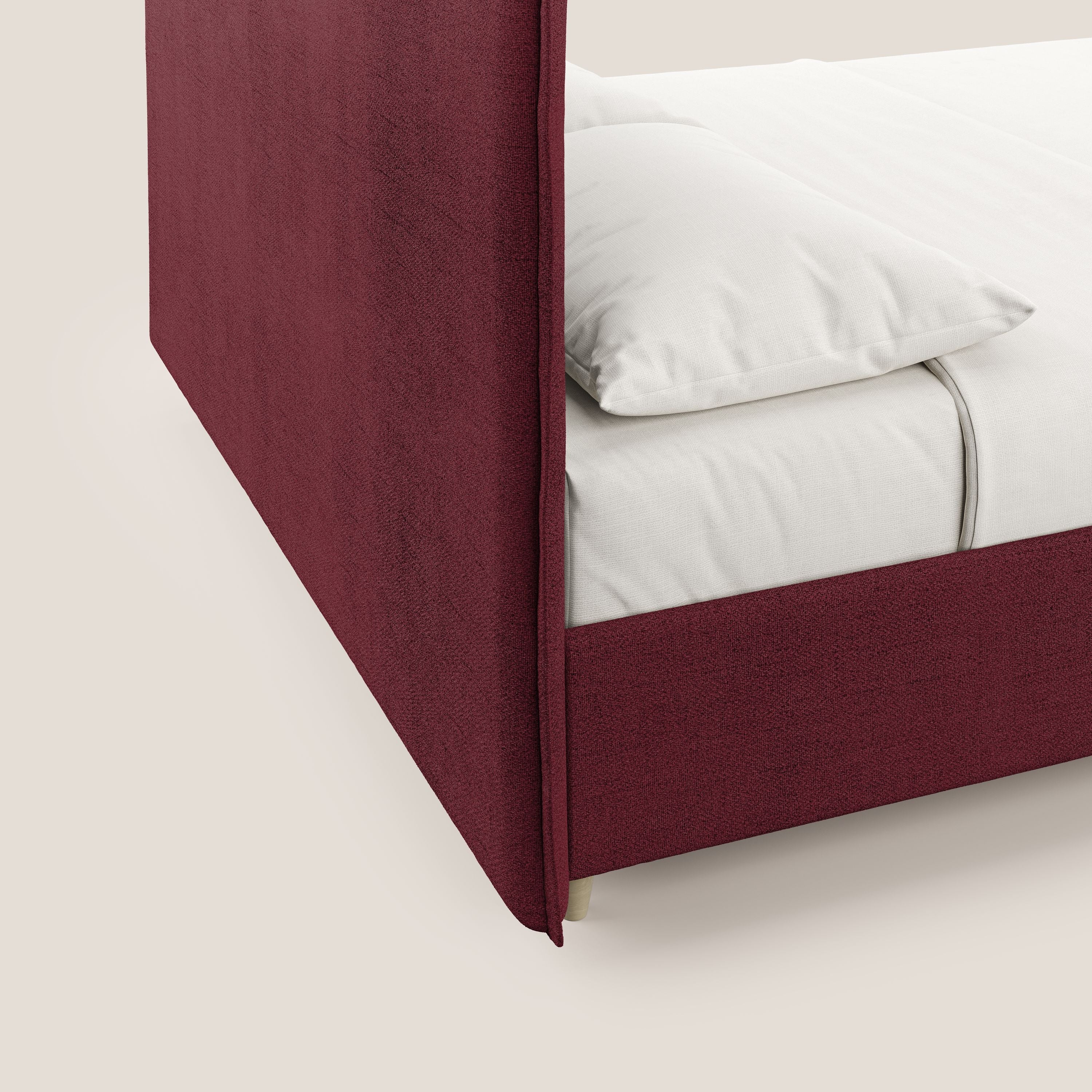 Audrey letto imbottito contenitore e sfoderabile in tessuto fiammato impermeabile T03 rosso - divani.store