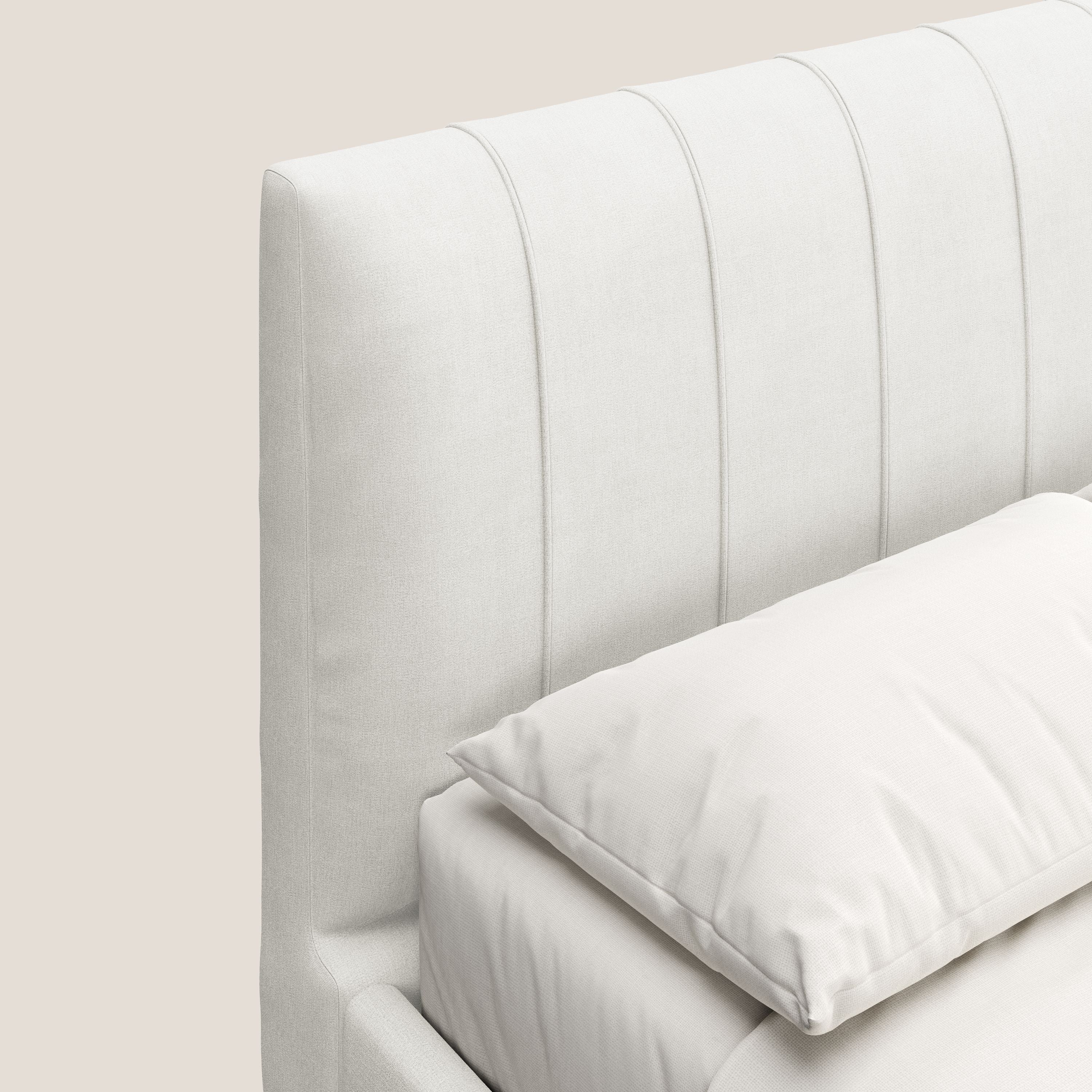 Calliope letto imbottito piedini alti completamente sfoderabile in tessuto smacchiabile T17 bianco - divani.store