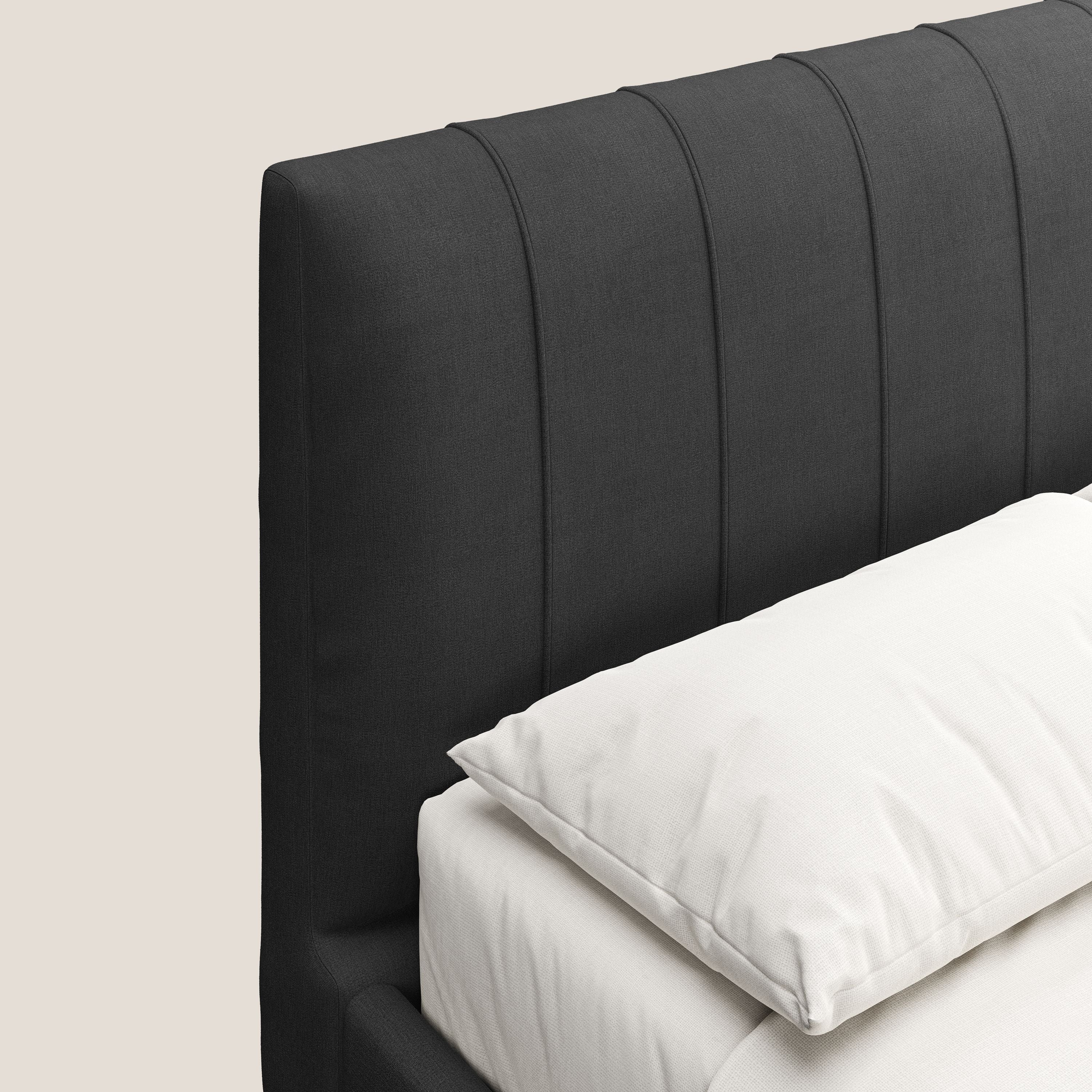 Calliope letto imbottito piedini alti completamente sfoderabile in tessuto smacchiabile T17 antracite - divani.store