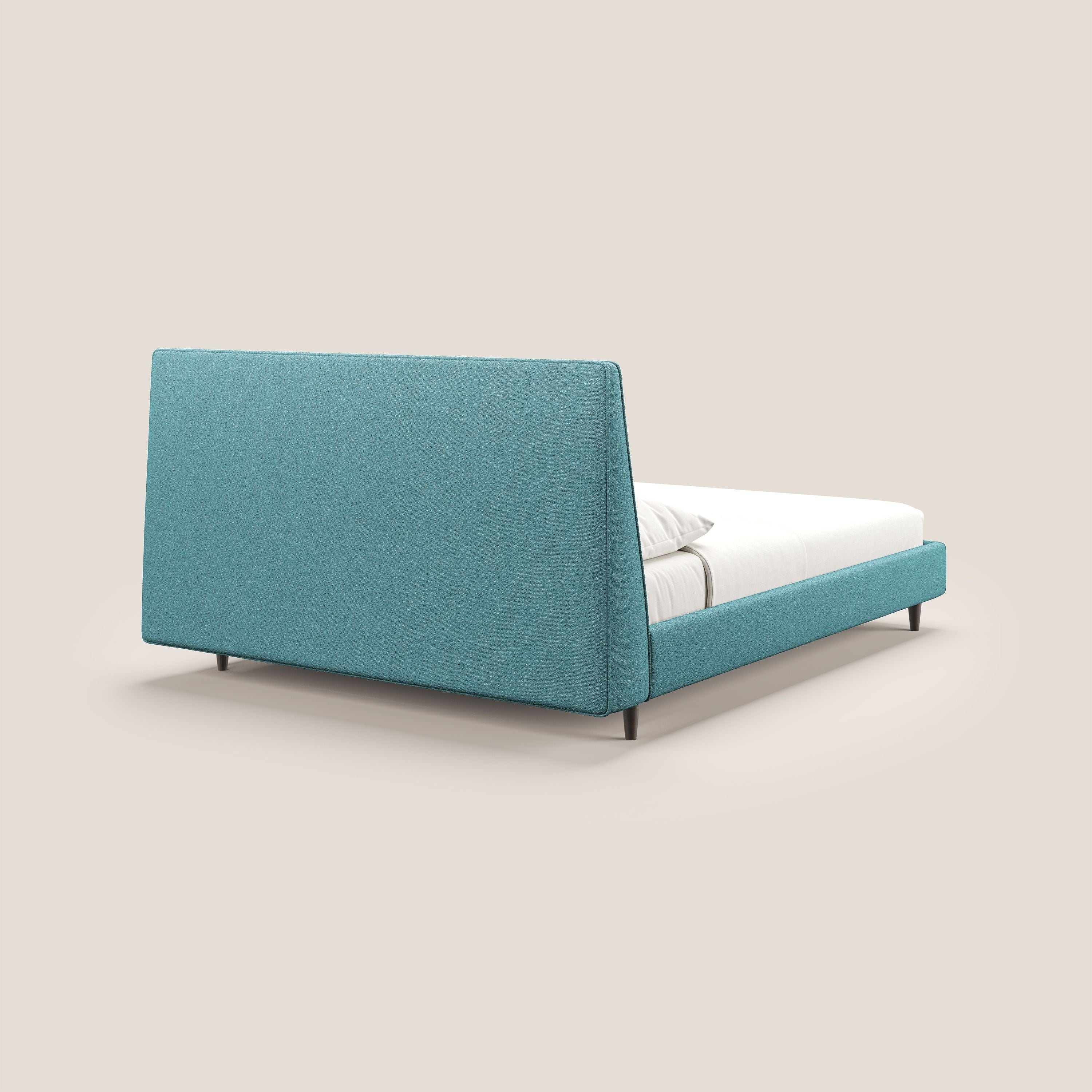 Dorotea letto imbottito con piedi in legno in morbido bouclé impermeabile T07 azzurro - divani.store