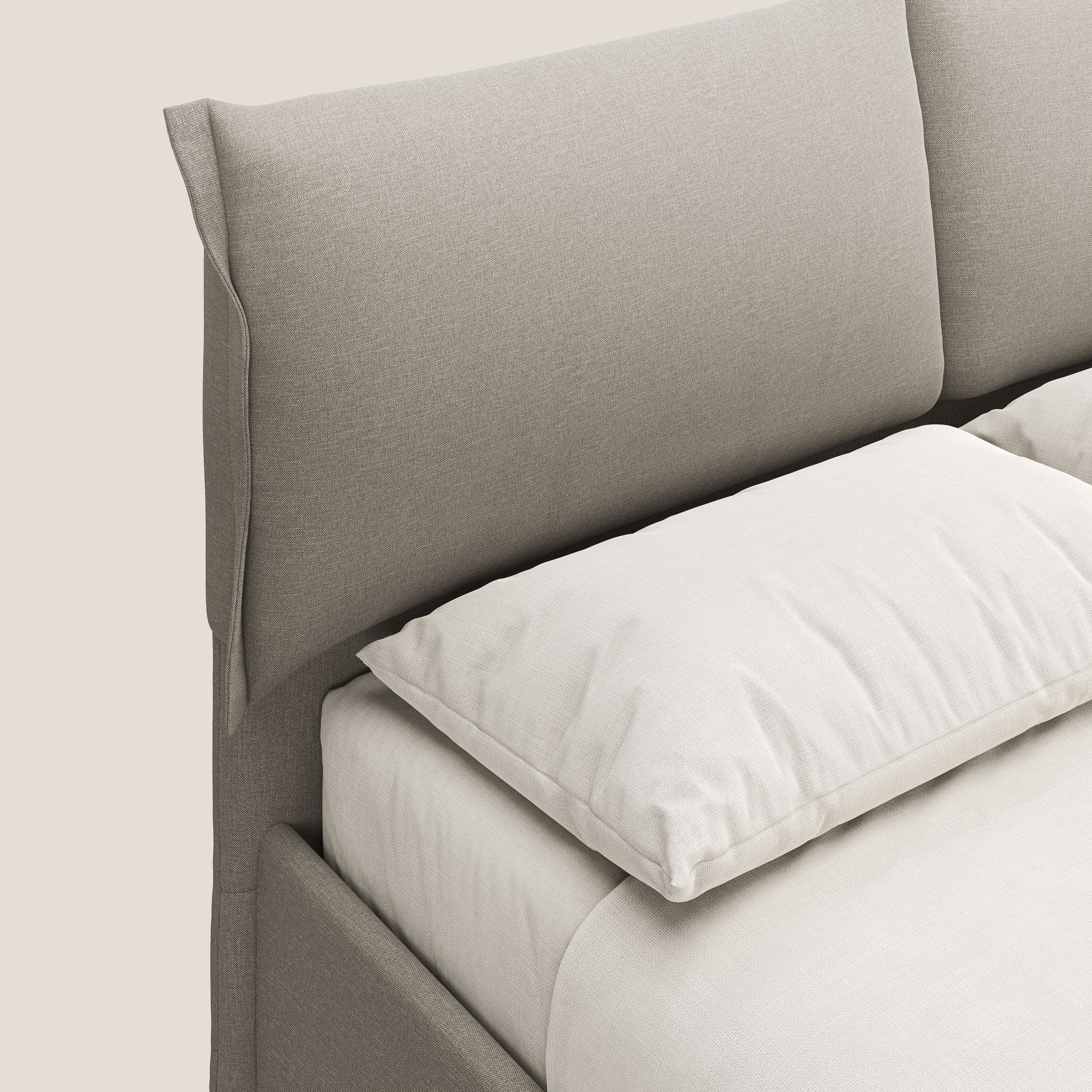 Elettra letto contenitore imbottito e sfoderabile con cuscini testata in tessuto impermeabile T13 panna - divani.store