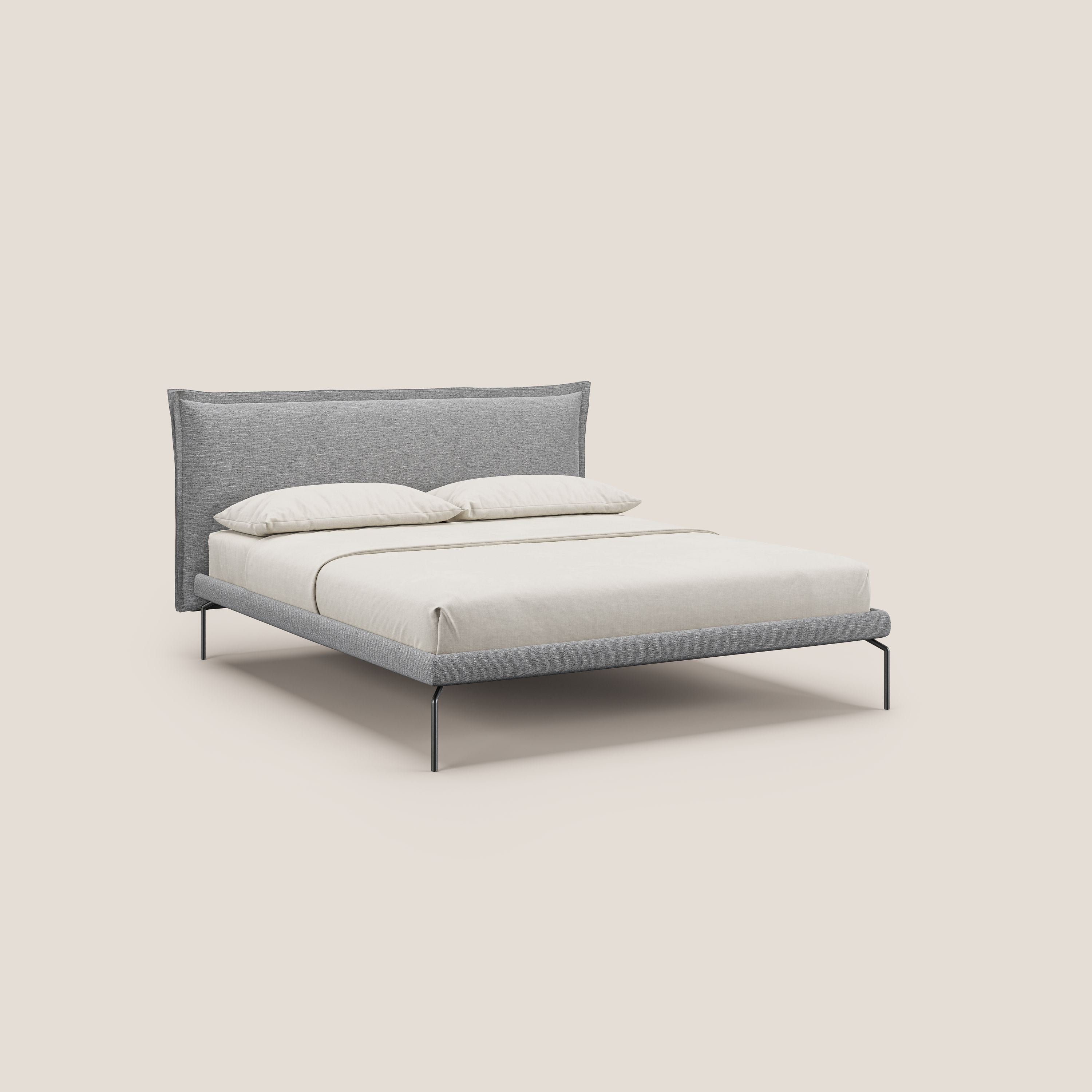 Eric letto imbottito design minimal in morbido tessuto impermeabile T14 grigio chiaro - divani.store