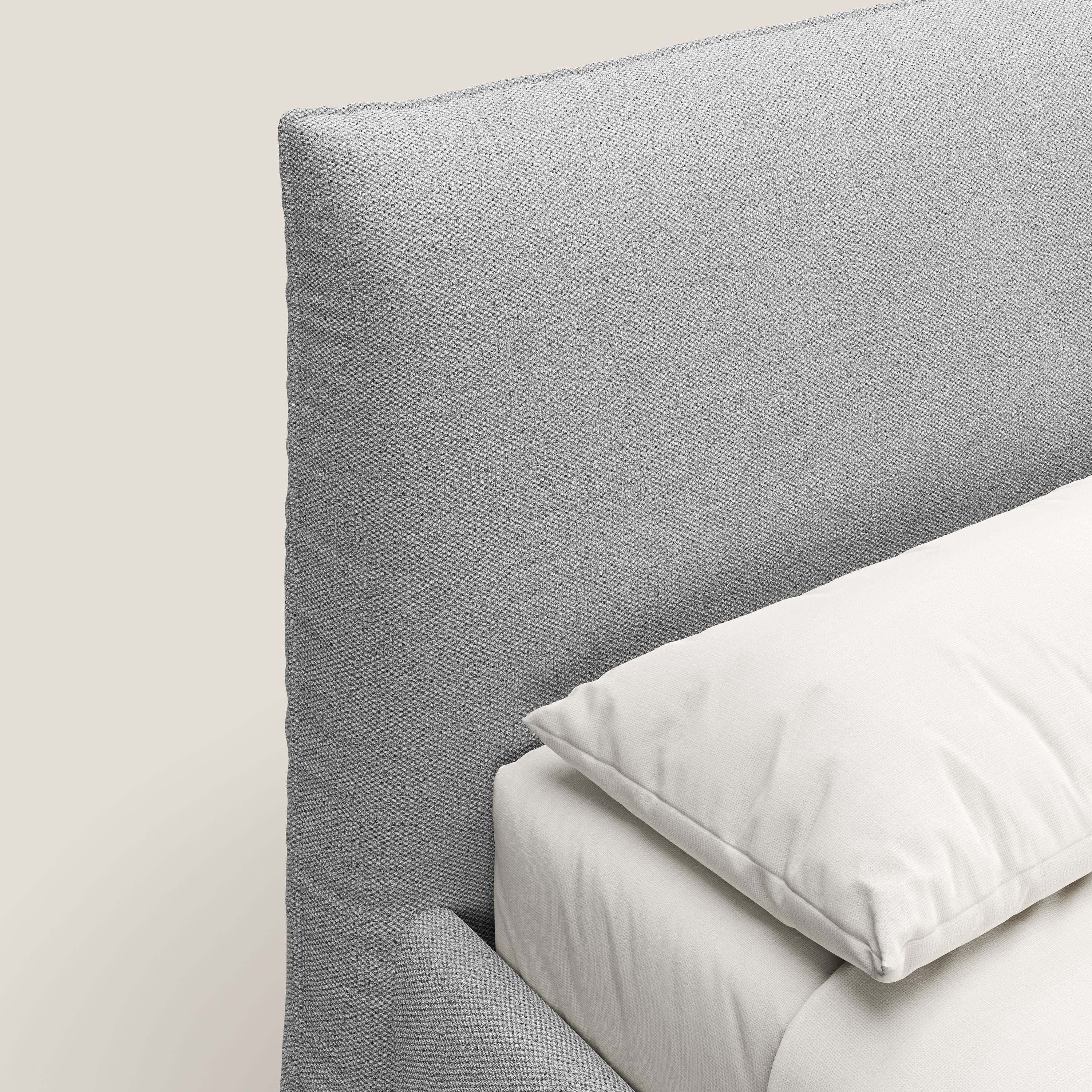EROS letto imbottito in piuma con vano contenitore in pregiato e fresco bouclet smacchiabile T16 grigio - divani.store