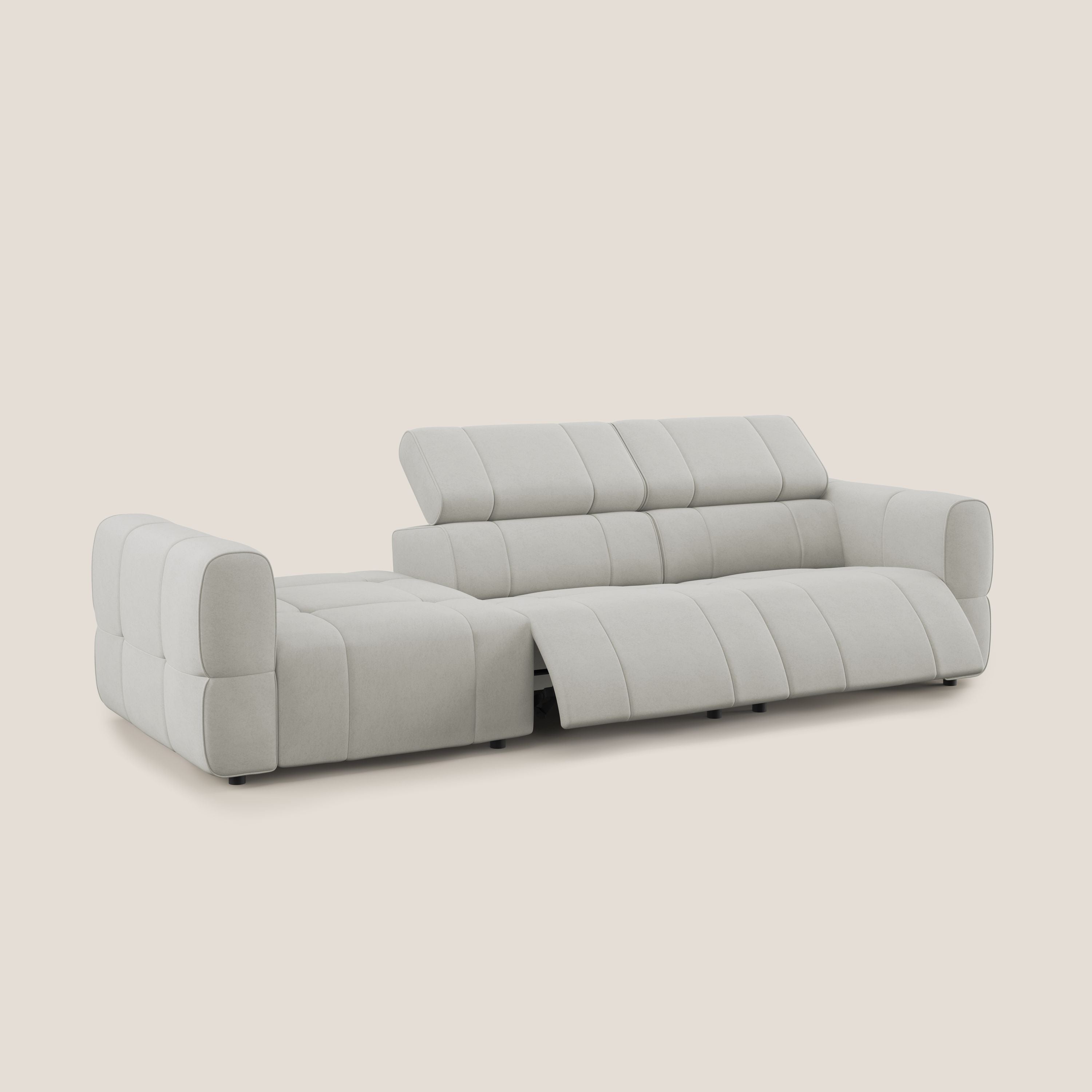 Giotto Divano con terminale e opzione relax elettrico in microfibra effetto velluto impermeabile T09 - divani.store