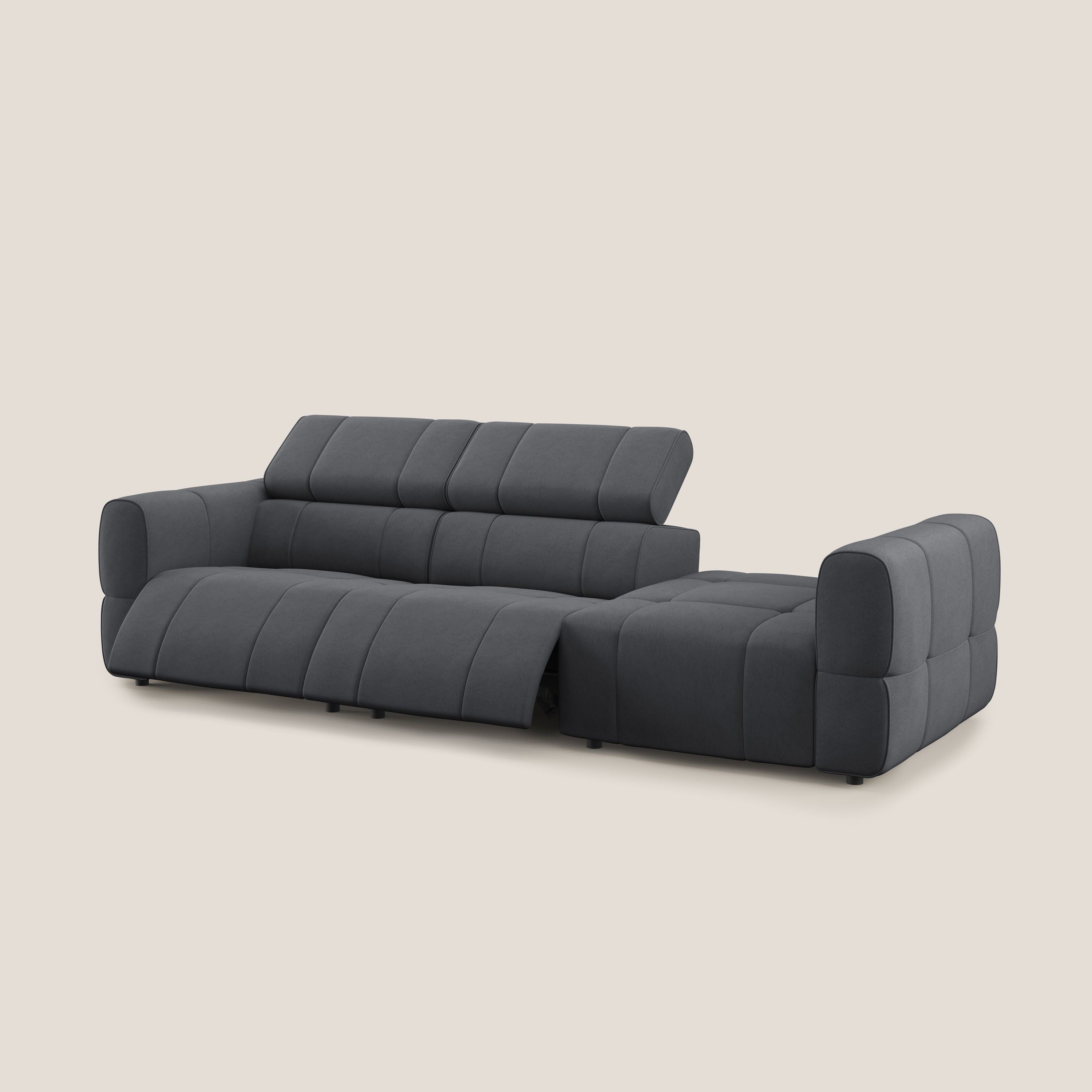 Giotto Divano con terminale e opzione relax elettrico in microfibra effetto velluto impermeabile T09 grigio - divani.store