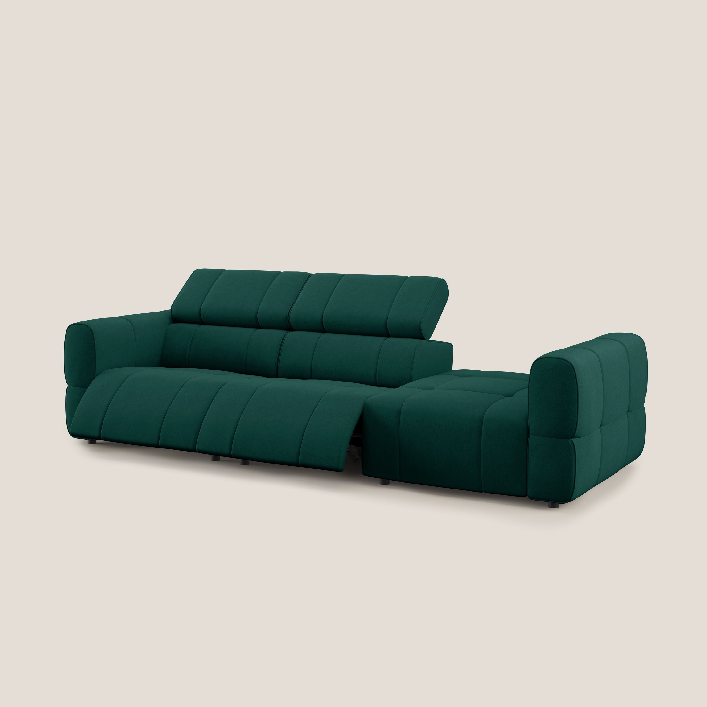 Giotto Divano con terminale e opzione relax elettrico in microfibra effetto velluto impermeabile T09 - divani.store