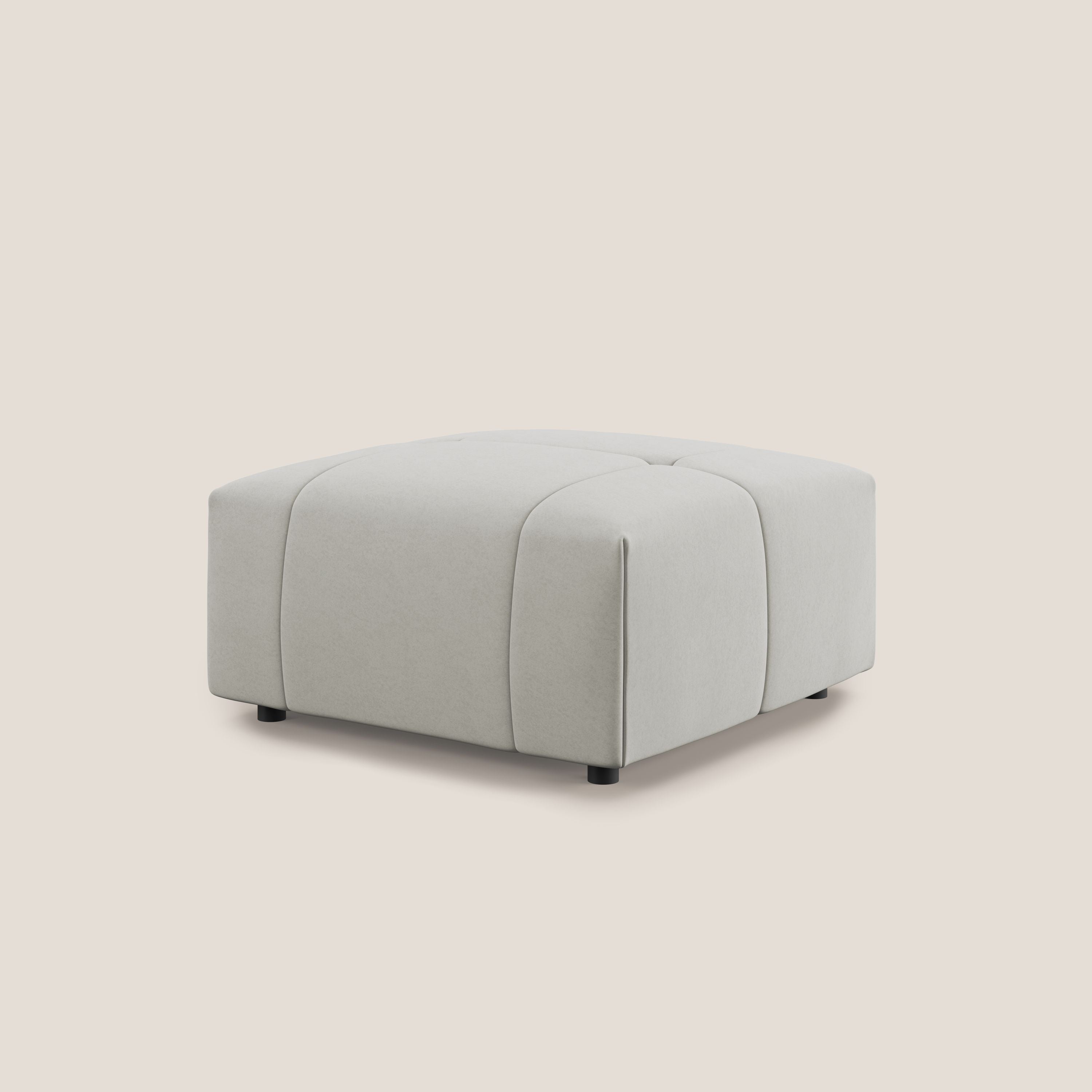 Giotto pouf in morbida microfibra effetto velluto impermeabile idrorepellente T09 panna - divani.store