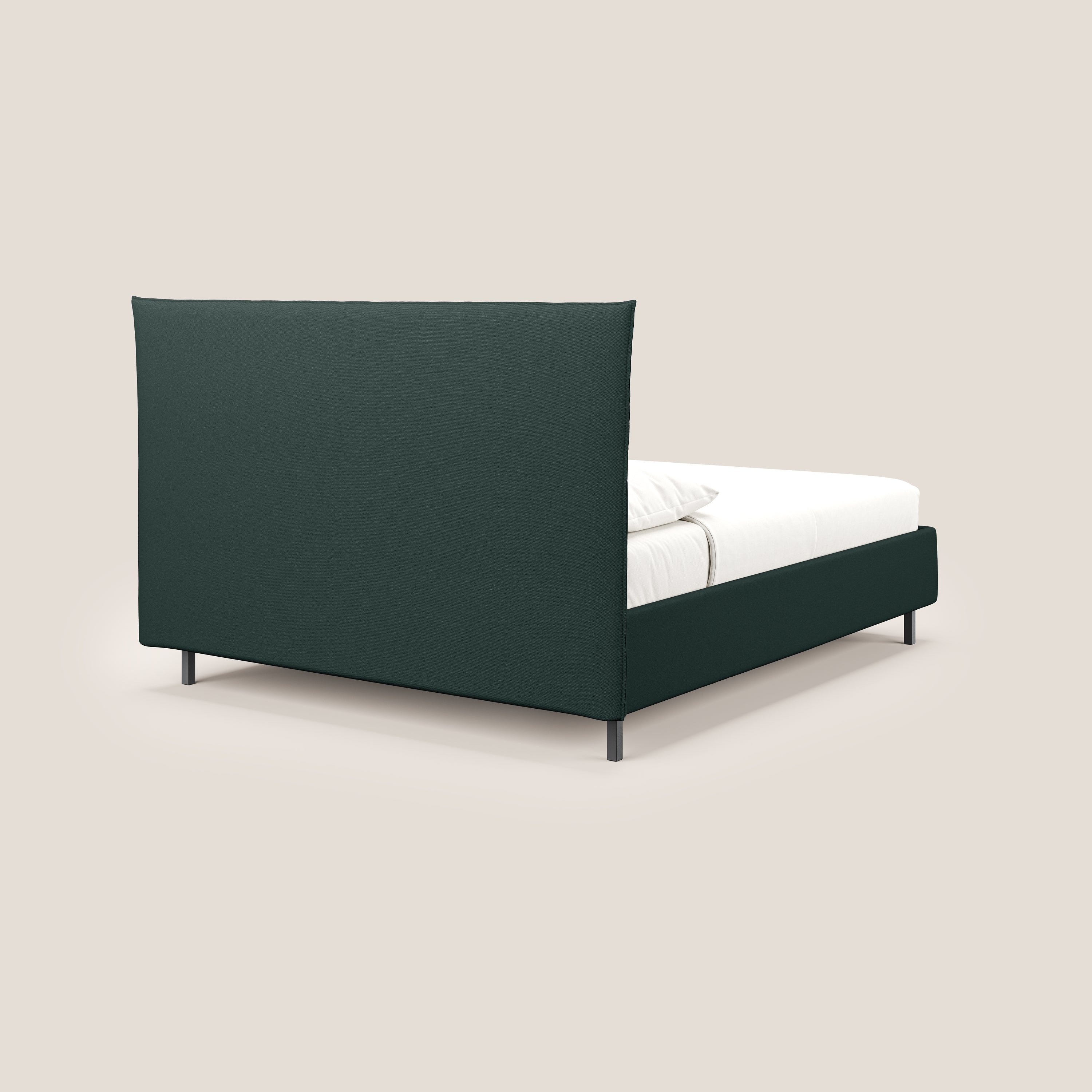 Izumi letto imbottito contenitore con piedi alti in tessuto smacchiabile T05 verde - divani.store