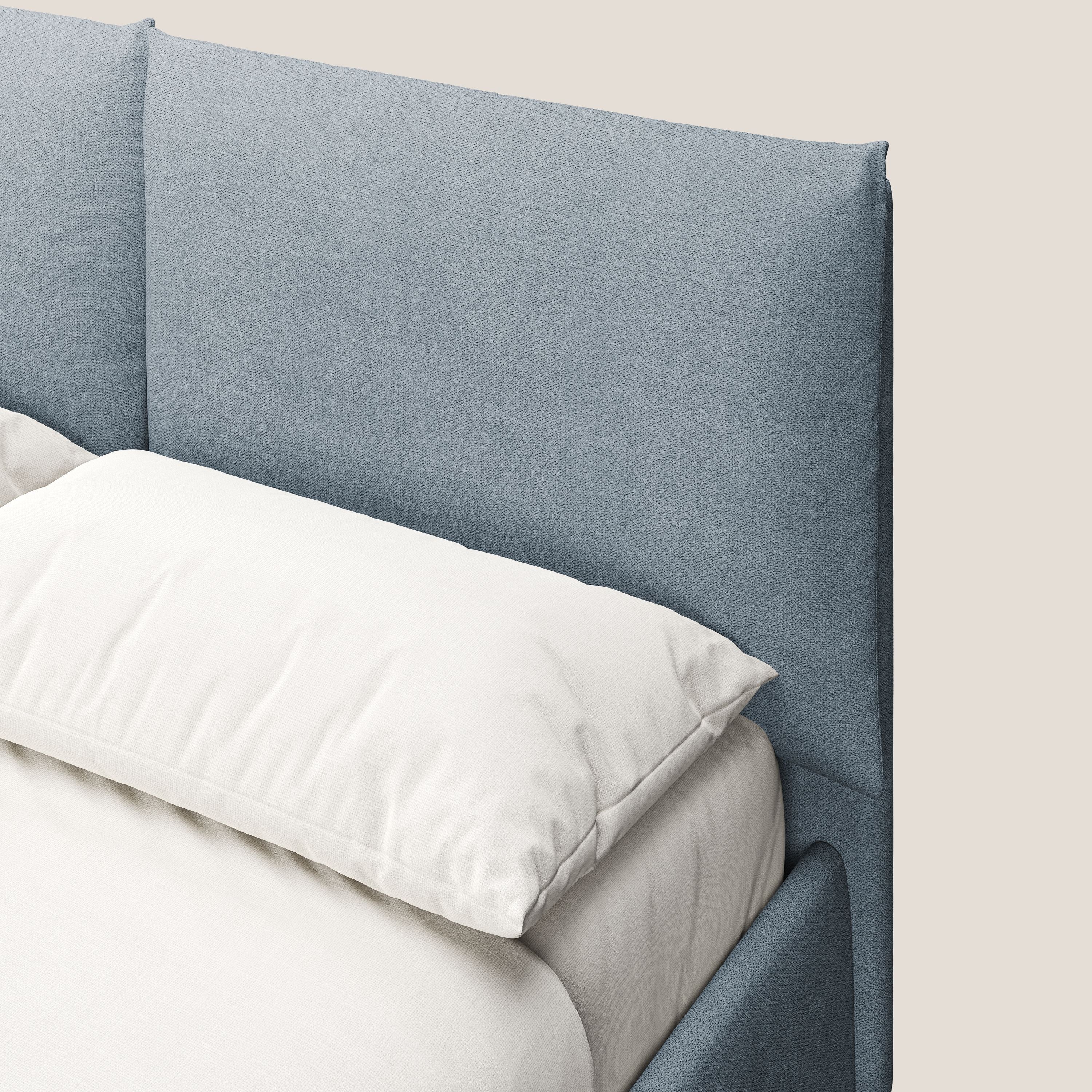 Mariana letto imbottito contenitore con cuscini in tessuto impermeabile T02 carta da zucchero - divani.store