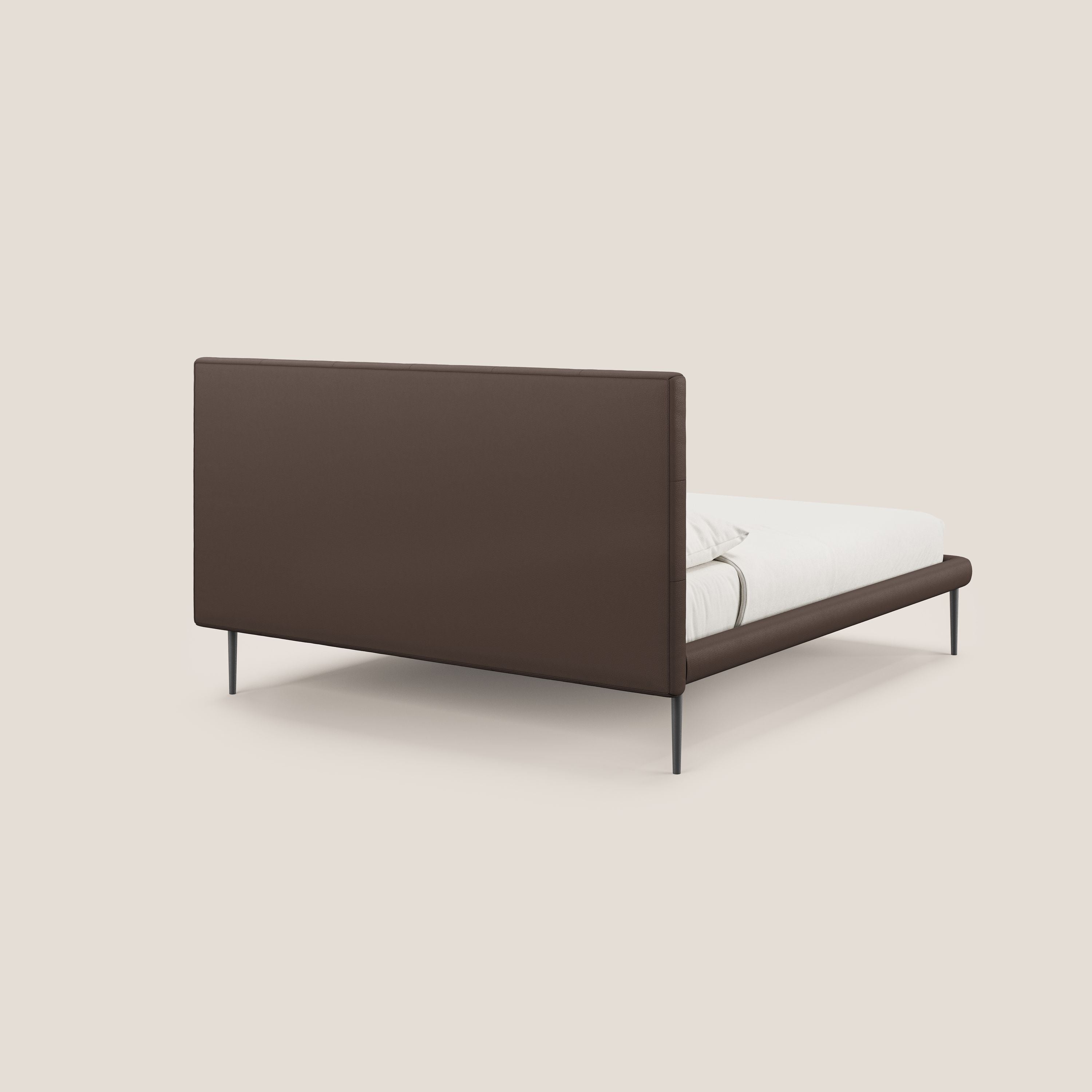 Midori letto imbottito trapuntato in ecopelle con piedini alti T04 marrone - divani.store