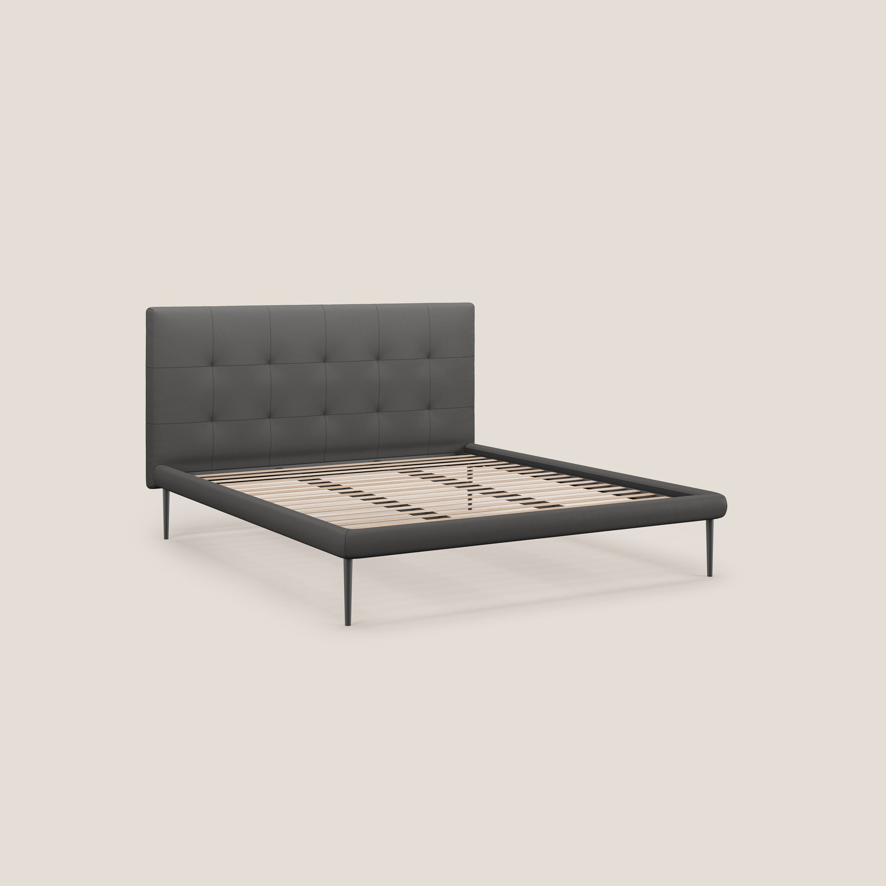 Midori letto imbottito trapuntato in ecopelle con piedini alti T04 antracite - divani.store