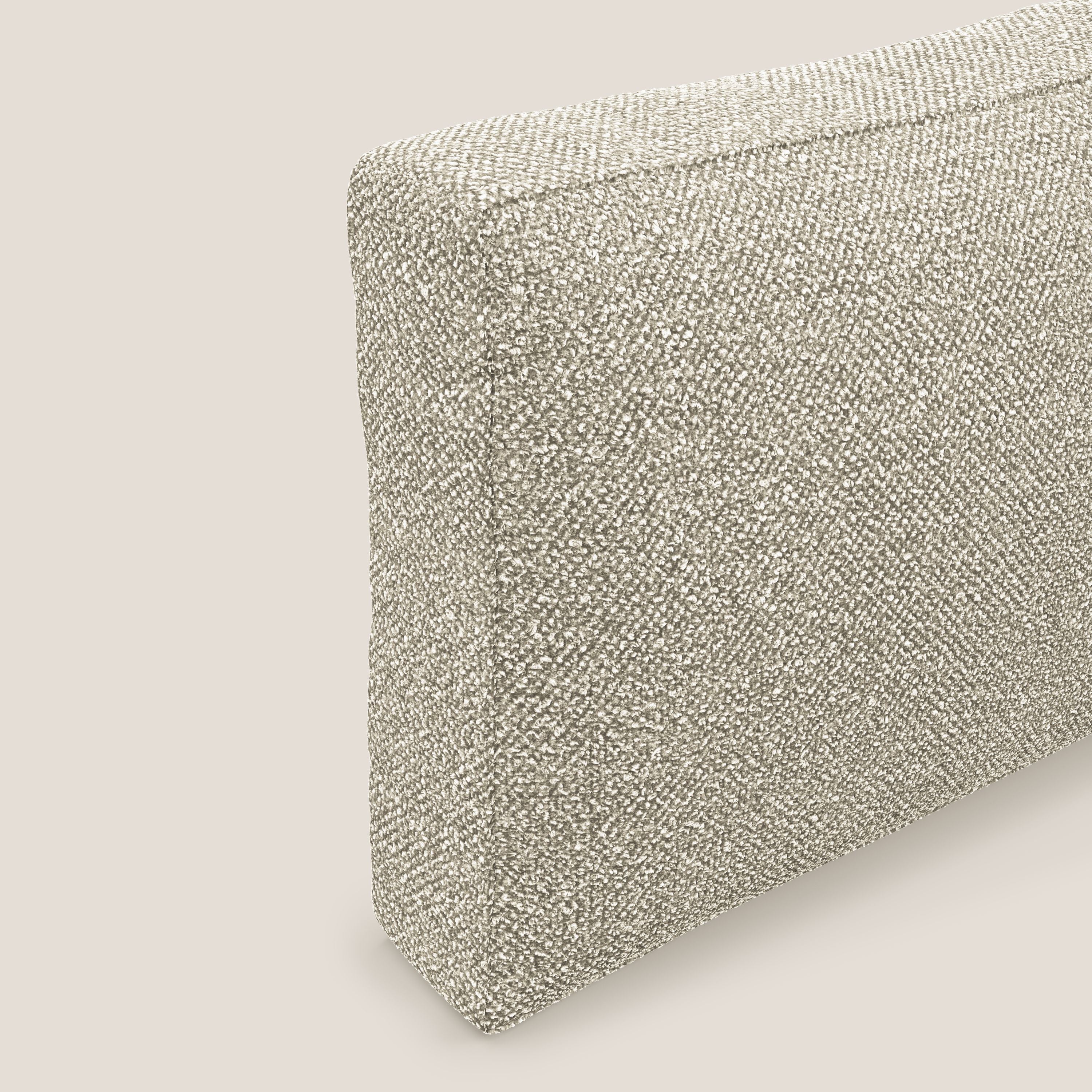 Nettuno cuscino schienale realizzato in tessuto bouclè impermeabile T07 beige - divani.store