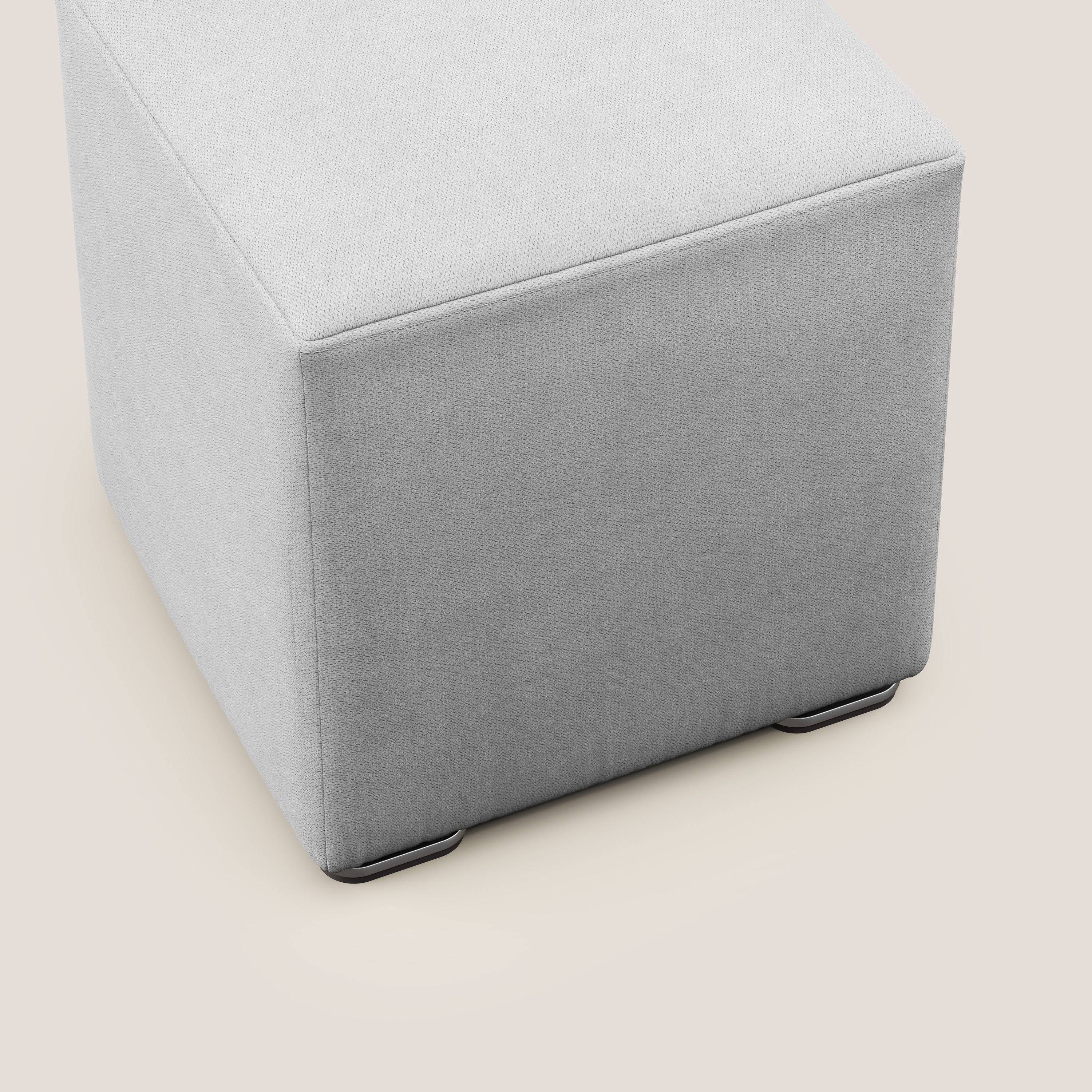 Cube pouf in tessuto morbido impermeabile T02 grigio chiaro - divani.store