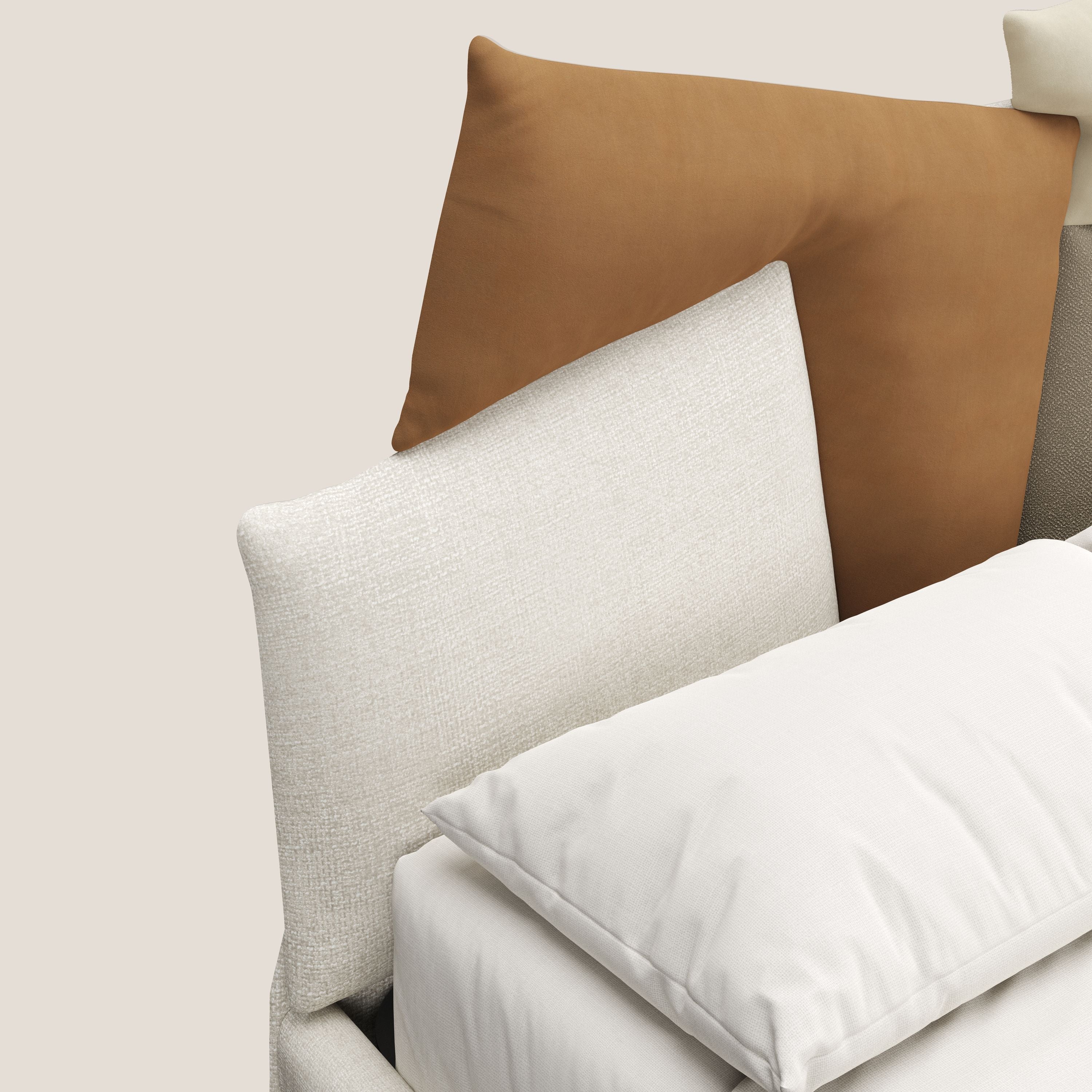 Rebus letto imbottito dal design moderno con piedi trasparenti in plexiglass panna - divani.store