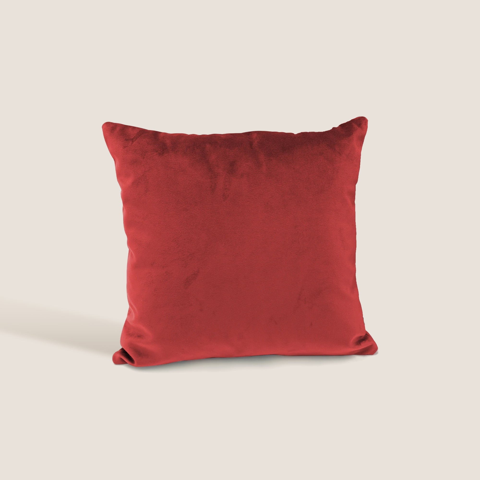Velluto cuscini quadrati disponibile in diverse colorazioni in velluto impermeabile rosso - divani.store
