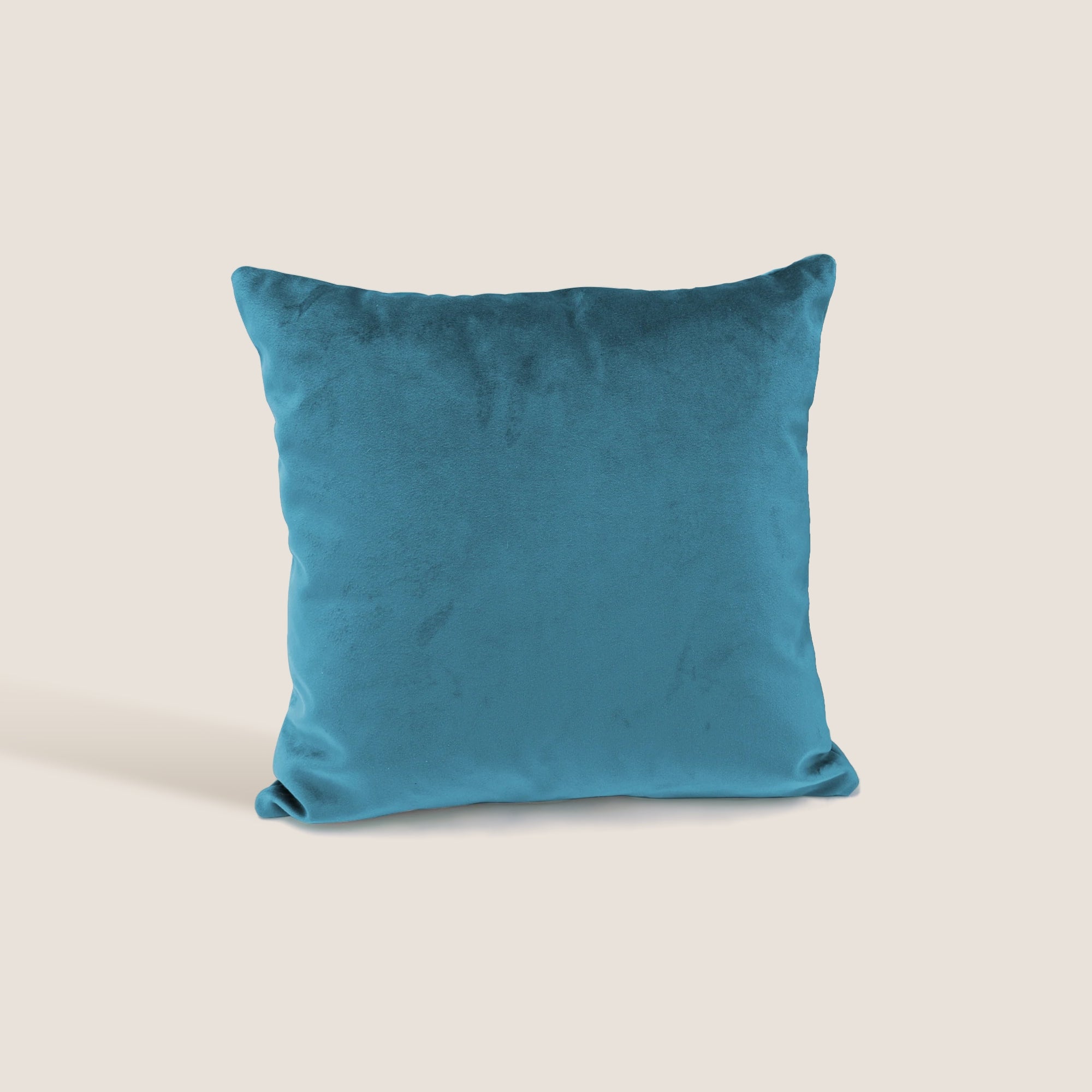Velluto cuscini quadrati disponibile in diverse colorazioni in velluto impermeabile azzurro - divani.store