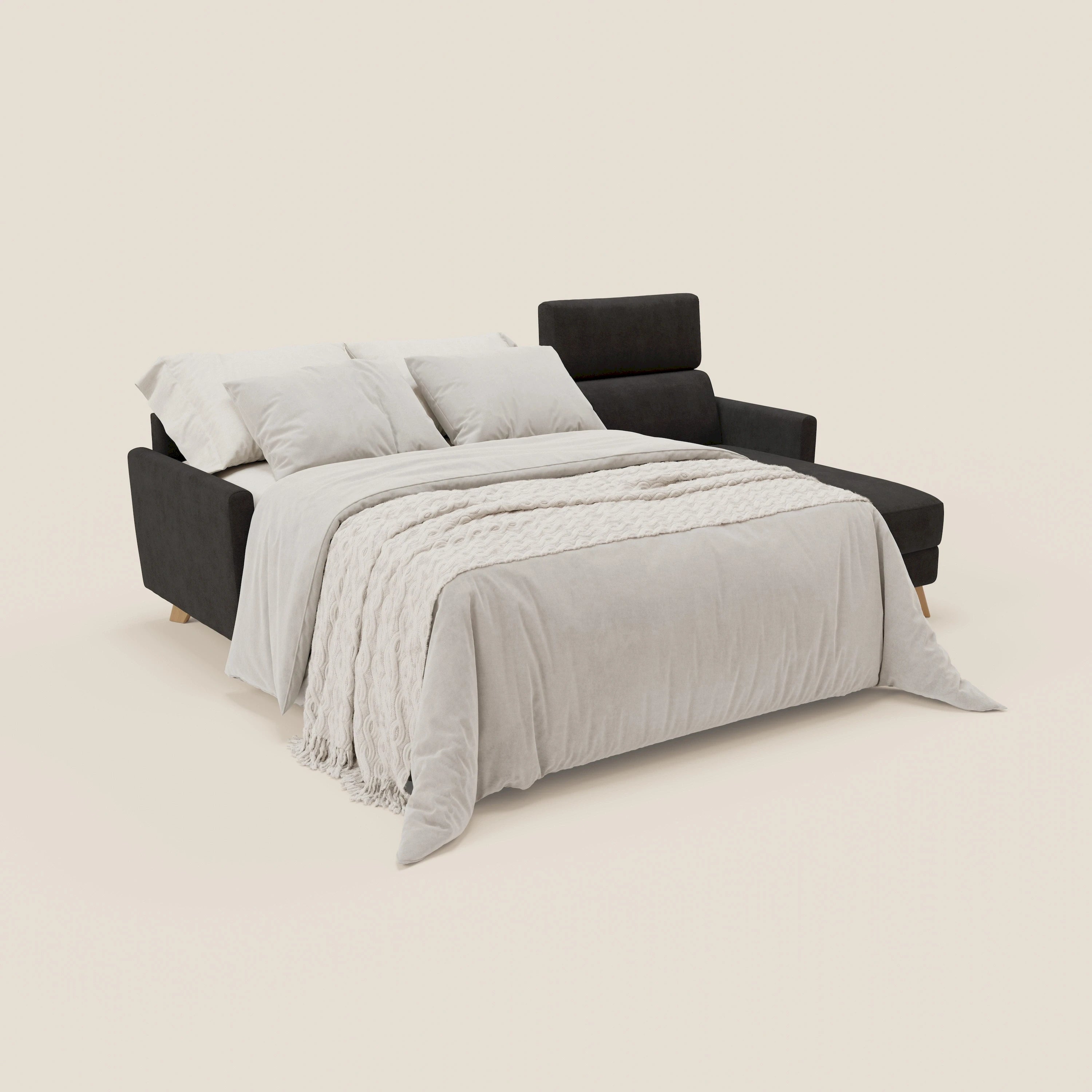 Il divano letto angolare sfoderabile Francy di Divani.Store in T17 nero è dotato di chaise longue, poggiatesta reclinabili e contenitore. La morbida biancheria da letto beige con coperte e cuscini in tessuto completa il suo stile nordico per un look moderno e accogliente.