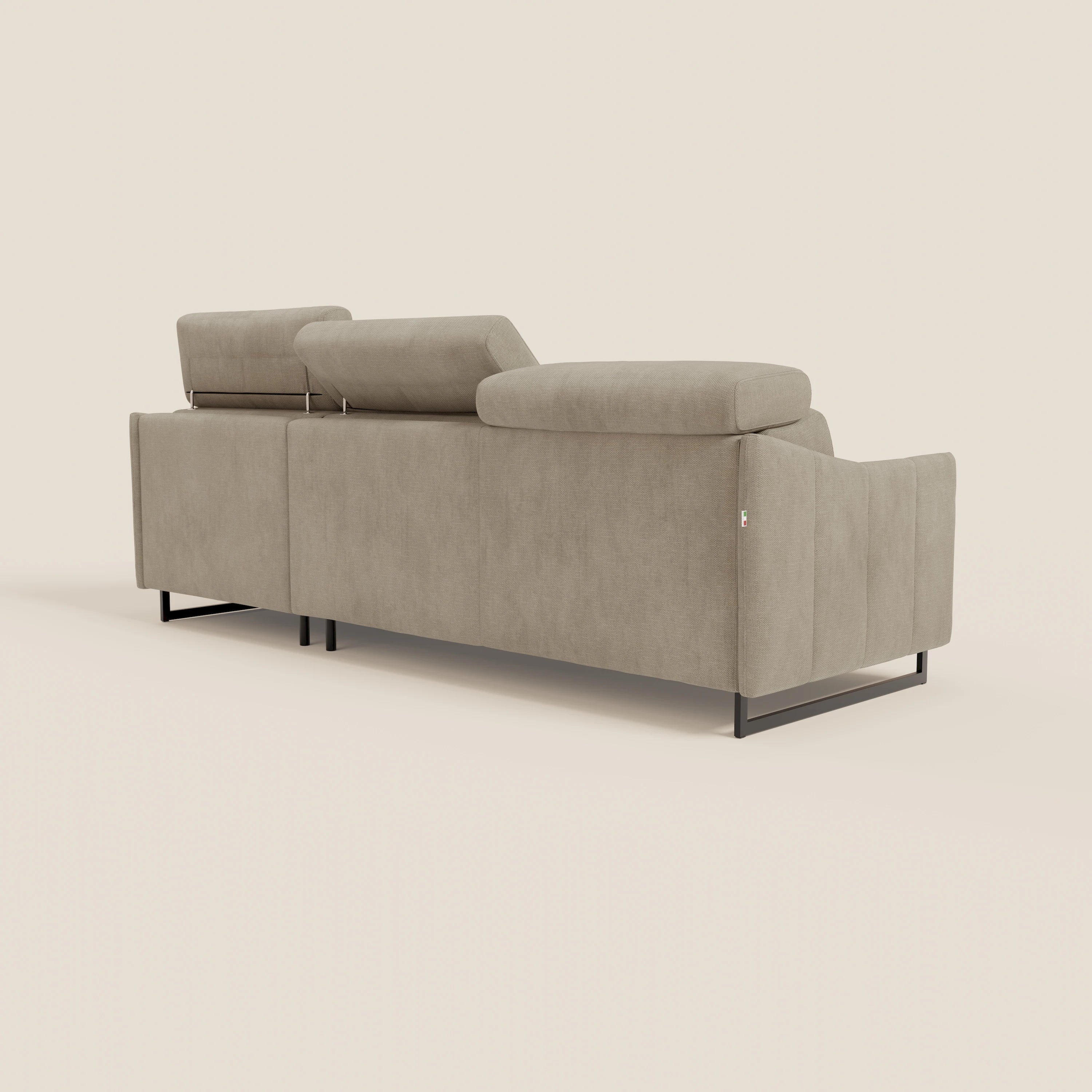 Loto Divano Letto Angolare con Penisola contenitore, Poggiatesta, Materasso Alto H18 in morbido tessuto impermeabile T14 - divani.store