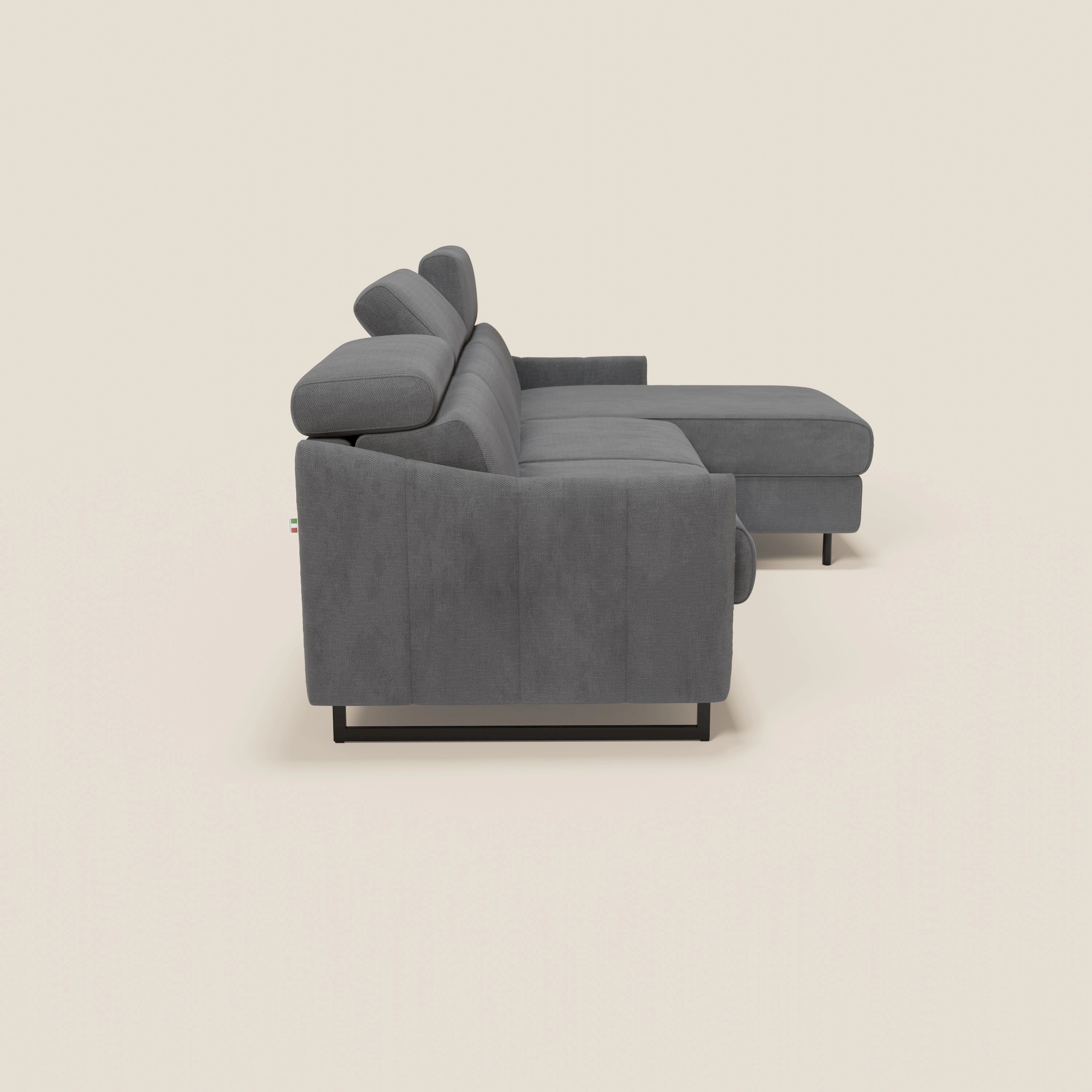 Loto Divano Letto Angolare con Penisola contenitore, Poggiatesta, Materasso Alto H18 in morbido tessuto impermeabile T14 - divani.store