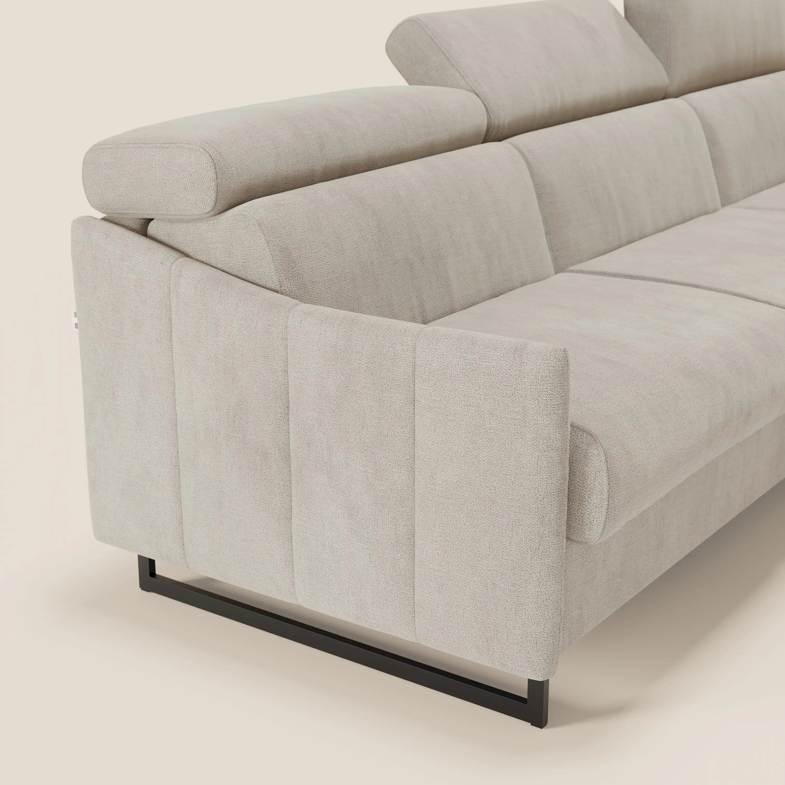 Loto Divano Letto Angolare con Penisola contenitore, Poggiatesta, Materasso Alto H18 in morbido tessuto impermeabile T14 - divani.store