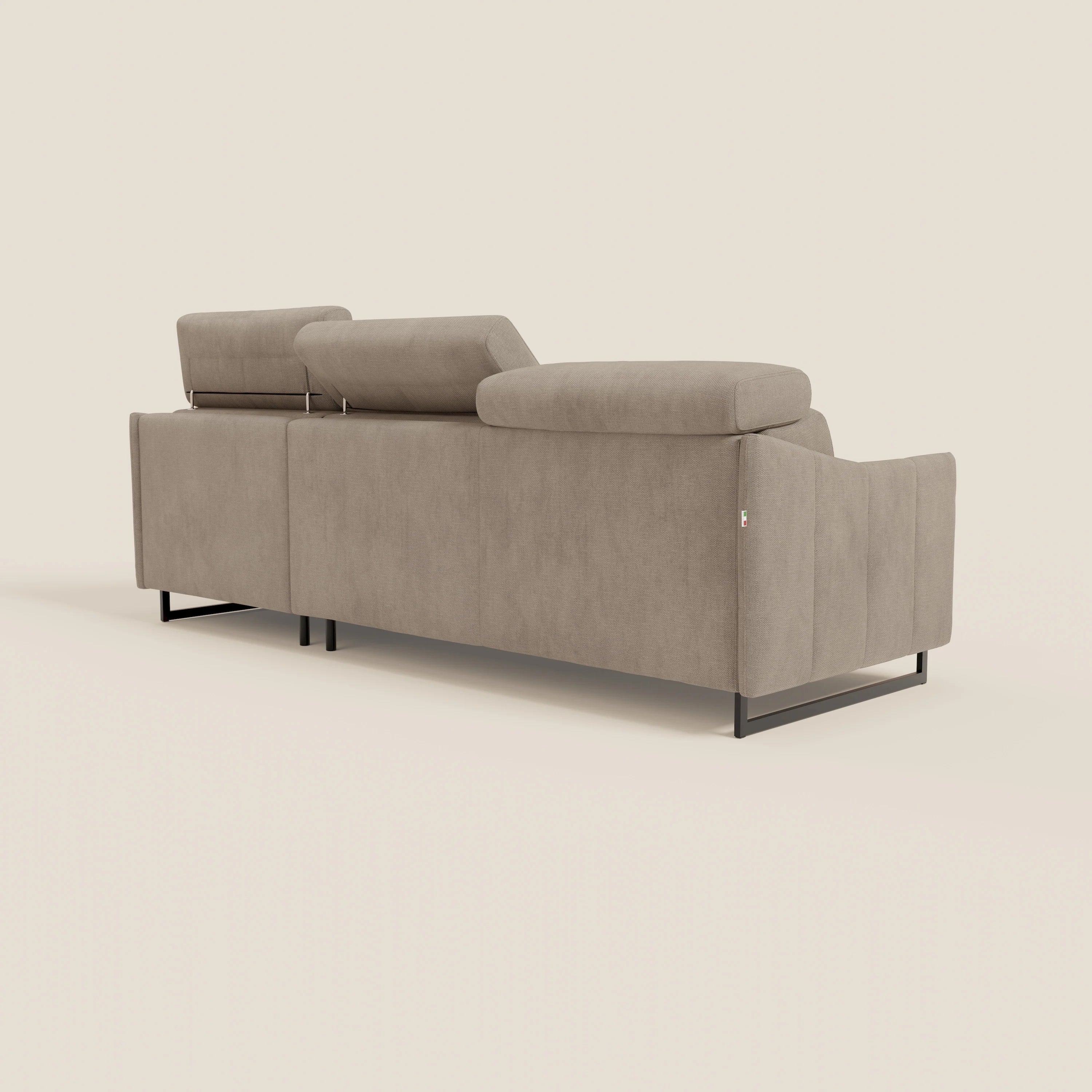 Loto Divano Letto Angolare con Penisola contenitore, Poggiatesta, Materasso Alto H18 in morbido tessuto impermeabile T14 - divani.store