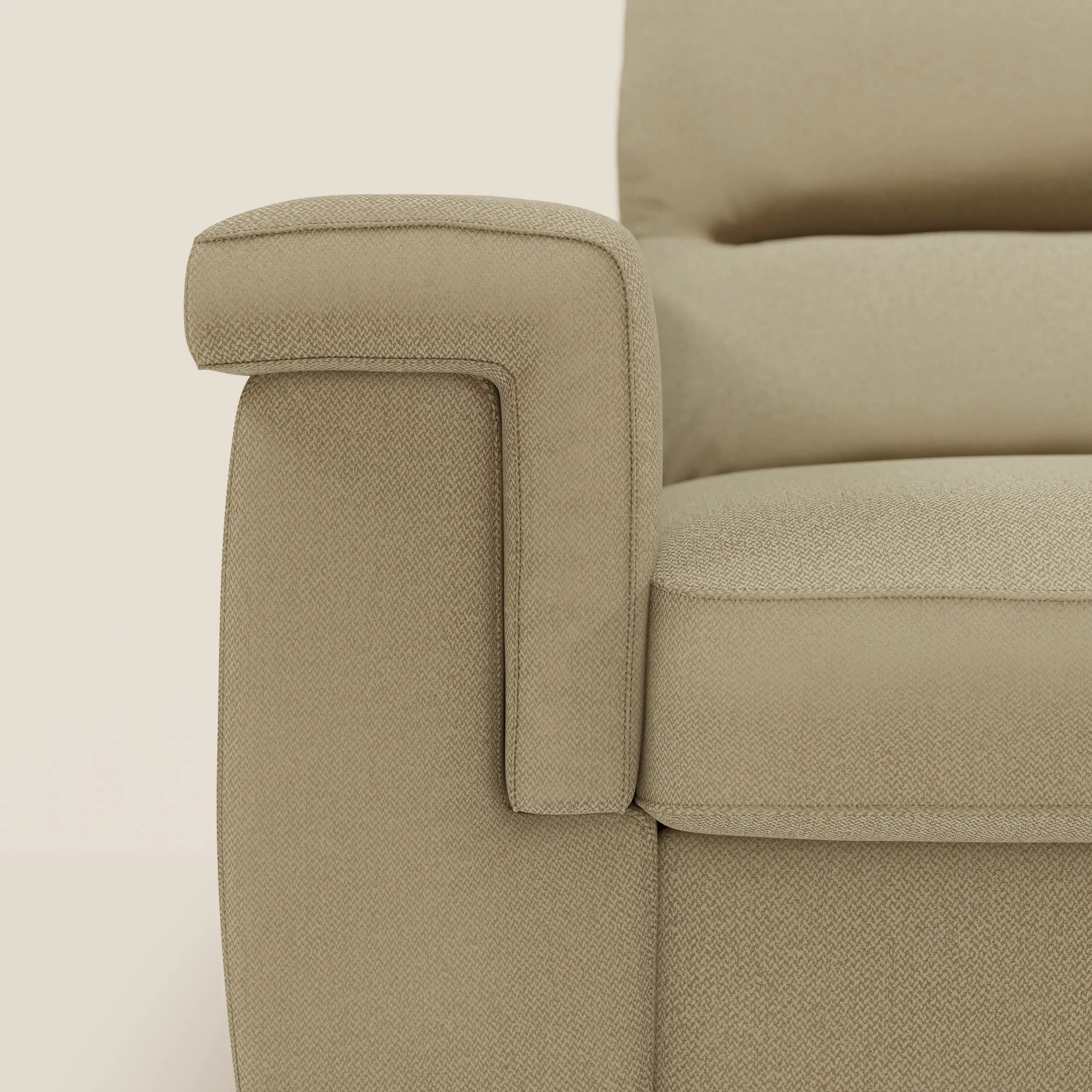 Magnolia Ecksofa mit Halbinsel und Stauraum – Matratze H18 cm aus abwaschbarem Stoff T05 kamel