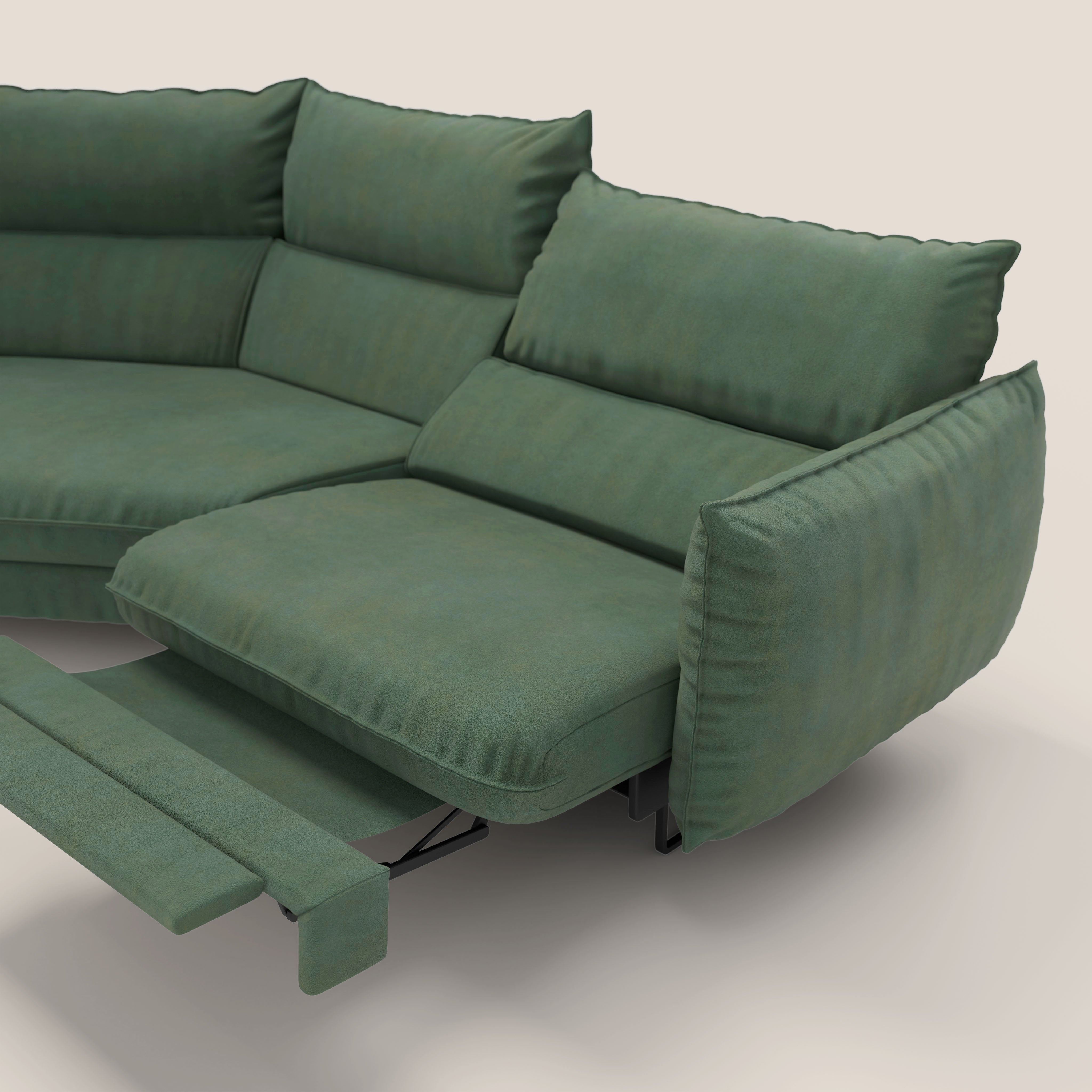 Monamour divano moderno angolare con opzione relax elettrico in microfibra smacchiabile impermeabile T11 verde - divani.store