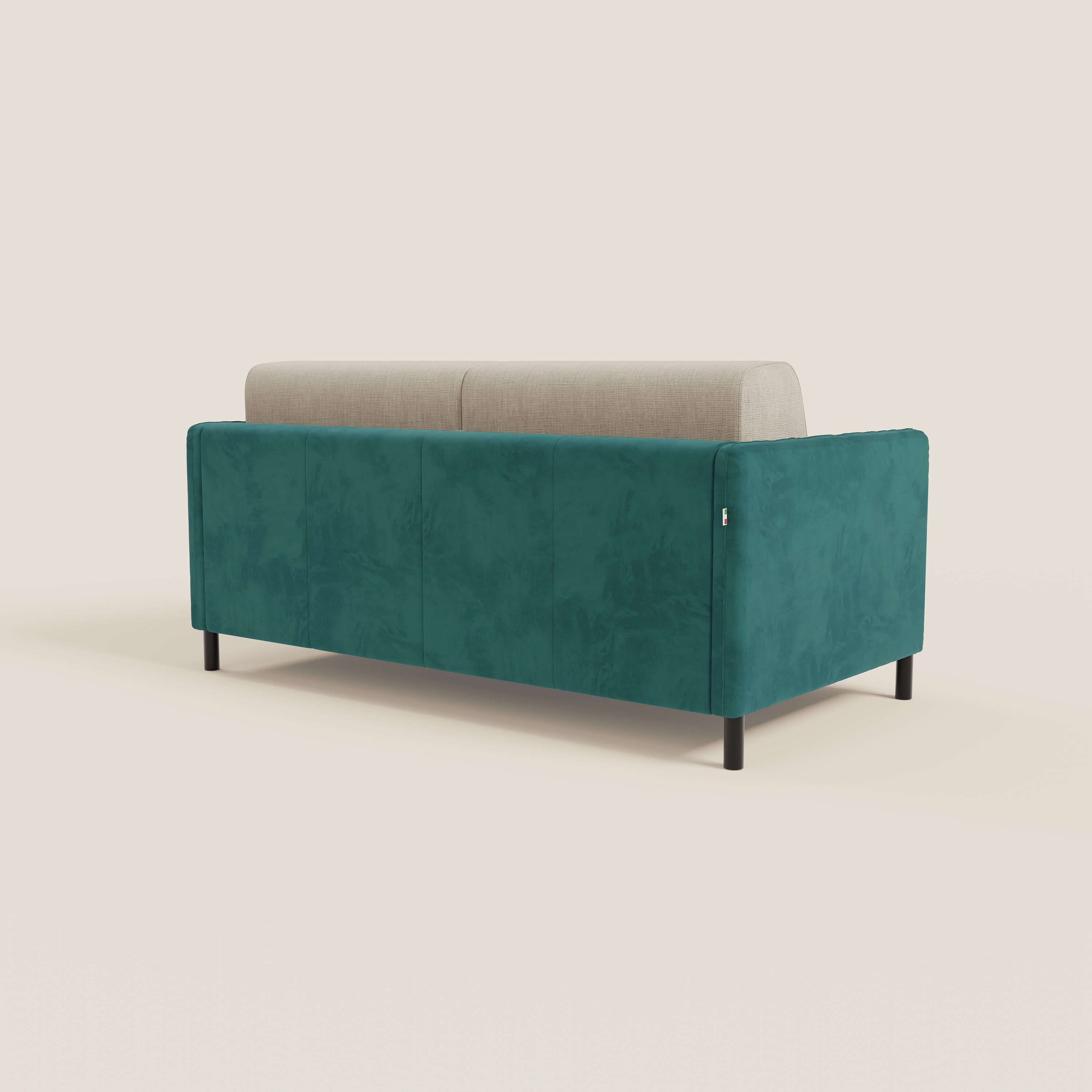 Il divano letto Narciso di Divani.Store è caratterizzato da un design bicolore in T06 petrolio e panna, con materasso H18 cm, struttura in microfibra antimacchia ed elegante rivestimento impermeabile, perfetto per gli spazi contemporanei.