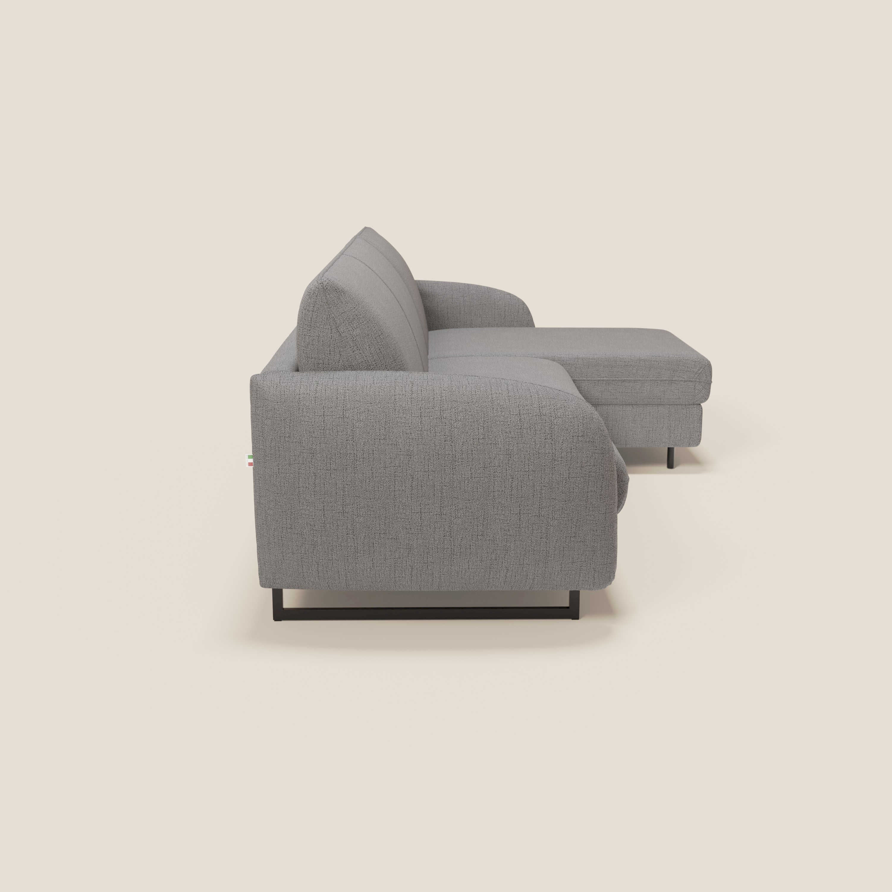 Ninfea Divano Letto Angolare con Penisola Contenitore e Materasso H18 cm - piedini in metallo e Tessuto impermeabile T03 - divani.store