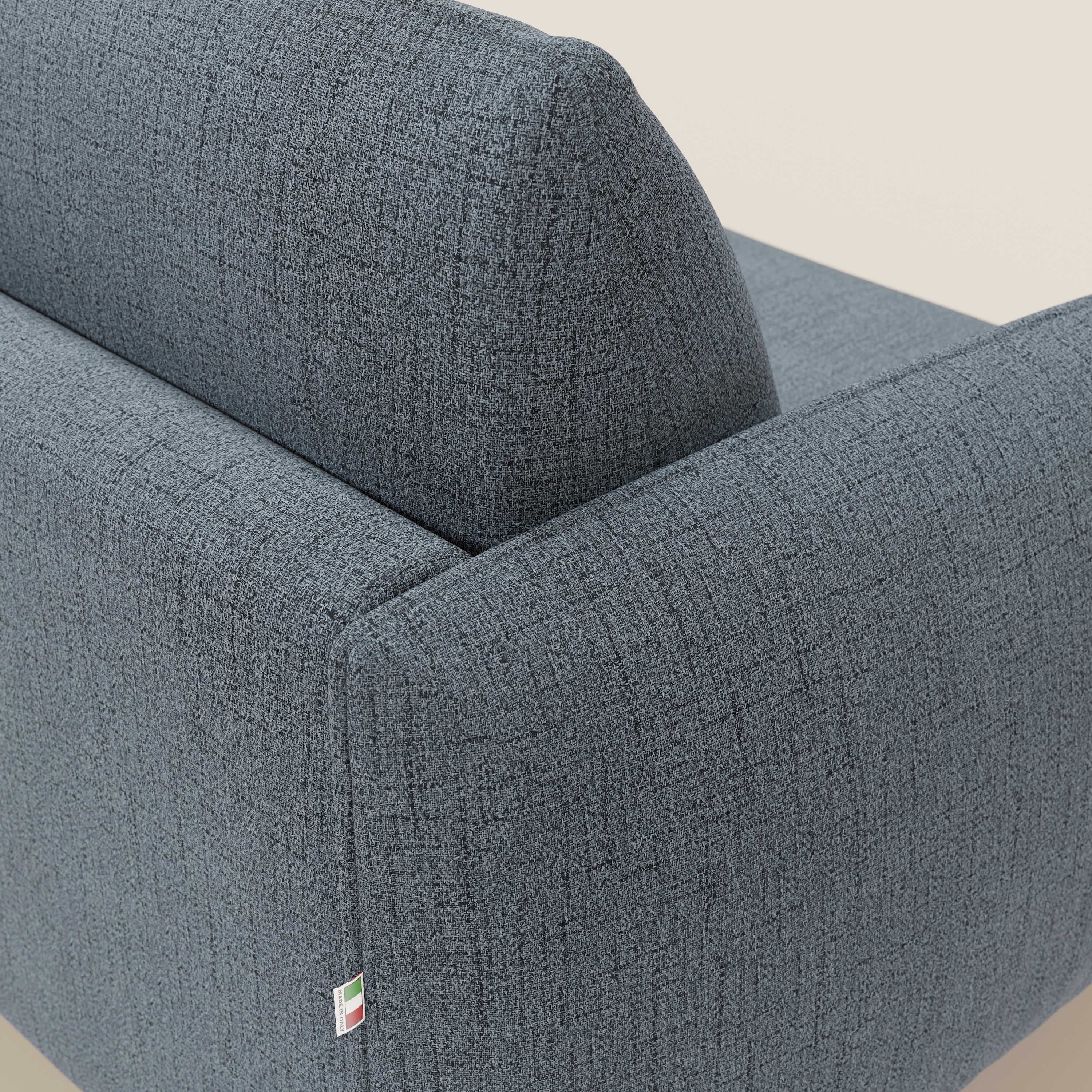 Ninfea divano letto Design Morbido con Piedini alti in Metallo e Materasso H18 cm in tessuto impermeabile T03 - divani.store