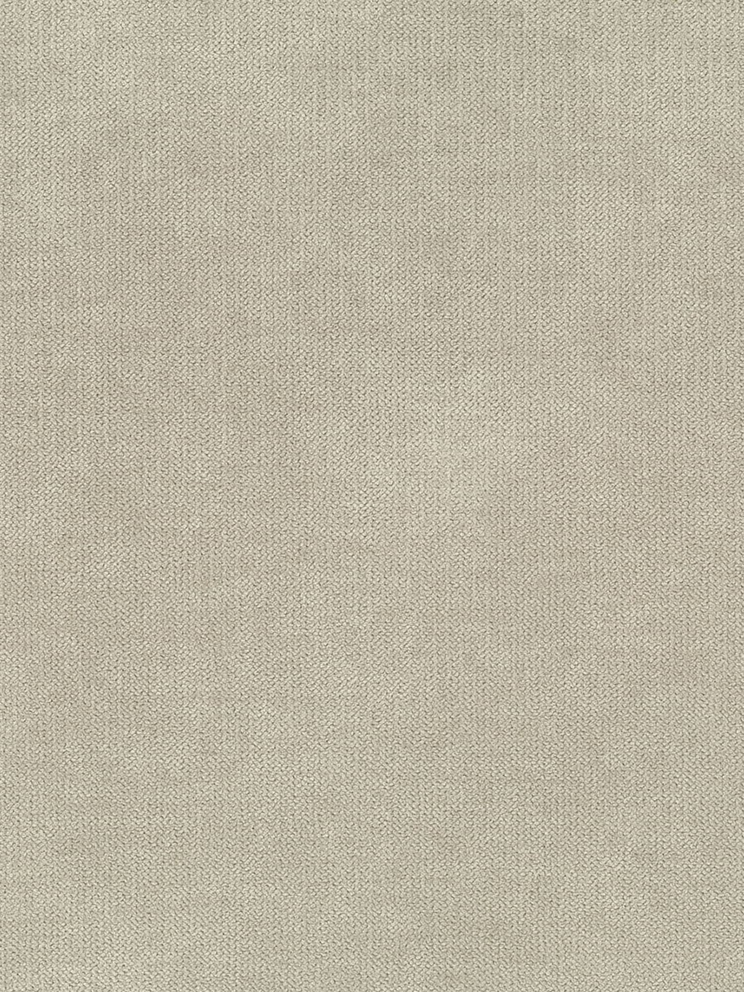 Primo piano della sedia imbottita Plissè in tessuto impermeabile di Divani.Store, caratterizzata da un elegante tessuto a maglia color beige chiaro dalla trama raffinata, ideale per valorizzare lo schienale plissettato e le gambe in metallo nero in qualsiasi ambiente moderno.