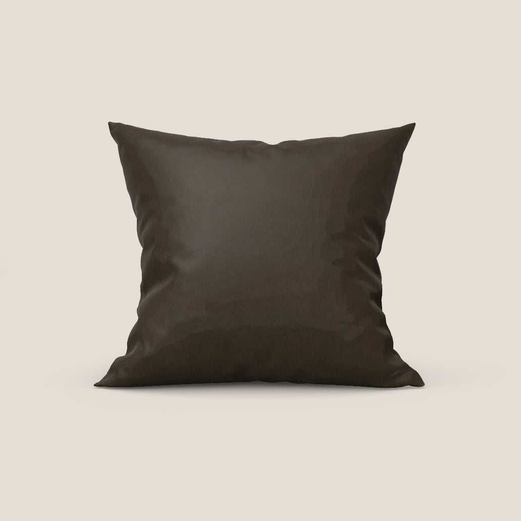 Rotterdam cuscino disponibile in diversi colori realizzato in microfibra effetto velluto raso impermeabile T09 marrone - divani.store