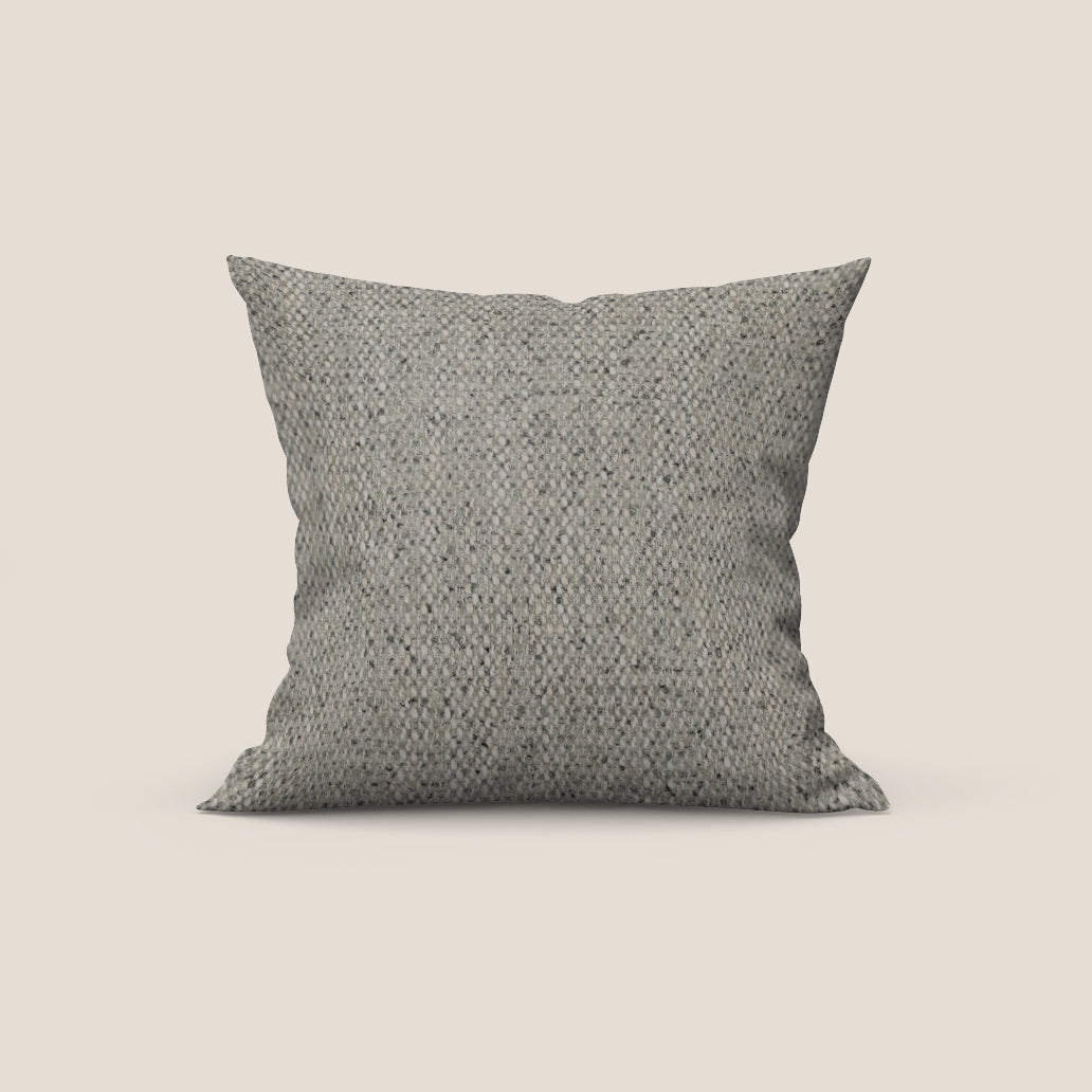 Levante cuscino disponibile in diversi colori in pregiato bouclé riciclato fresco dalla trama melangiata smacchiabile T16 - divani.store