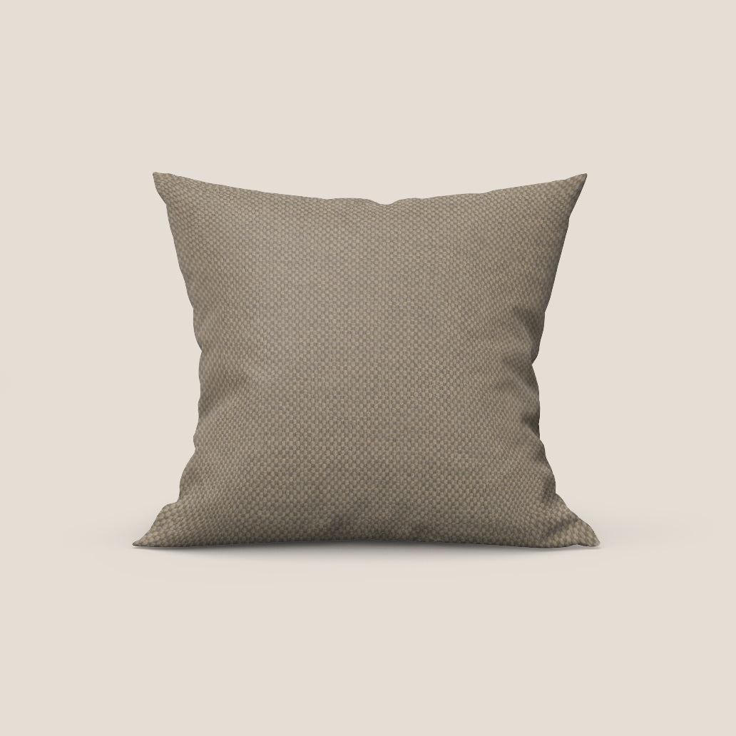Tauro cuscino disponibile in diversi colori in tessuto misto cotone smacchiabile T18 beige - divani.store