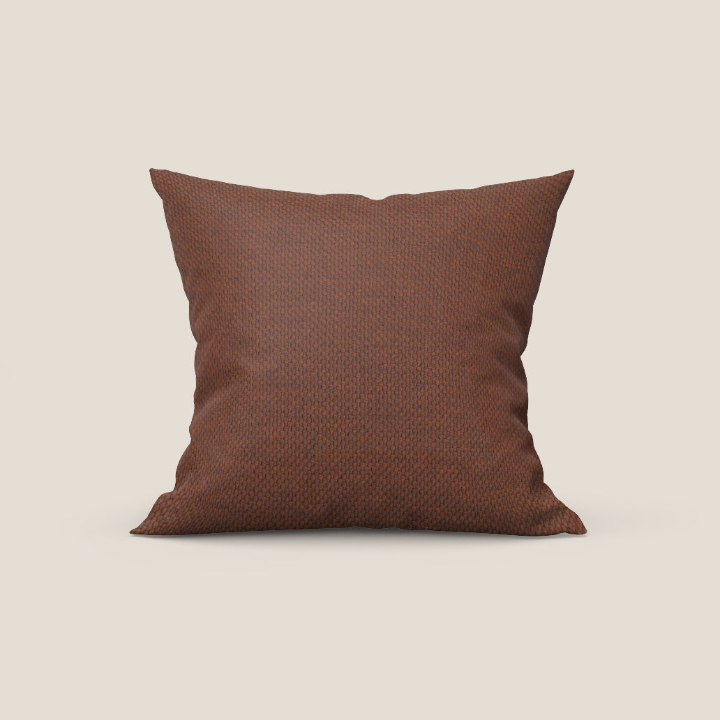 Tauro cuscino disponibile in diversi colori in tessuto misto cotone smacchiabile T18 ruggine - divani.store