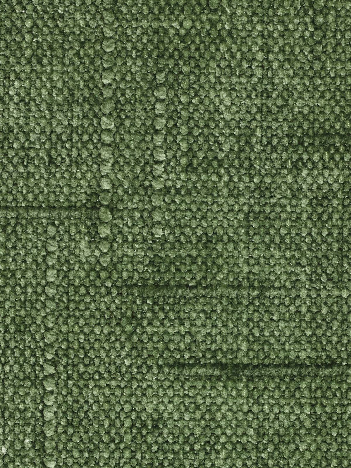 Primo piano del divano letto matrimoniale Pegaso con poggiatesta reclinabili in tessuto jacquard smacchiabile T22 di Divani.Store, che mette in risalto il suo tessuto jacquard verde testurizzato con un motivo a pelo ad anelli. Le piccole fibre arrotondate, densamente intrecciate, sono disposte in file, creando una sensazione di morbidezza e sofficità, ideale per i rivestimenti moderni. Le sottili variazioni nella tonalità di verde creano linee e ombre delicate su tutta la superficie.