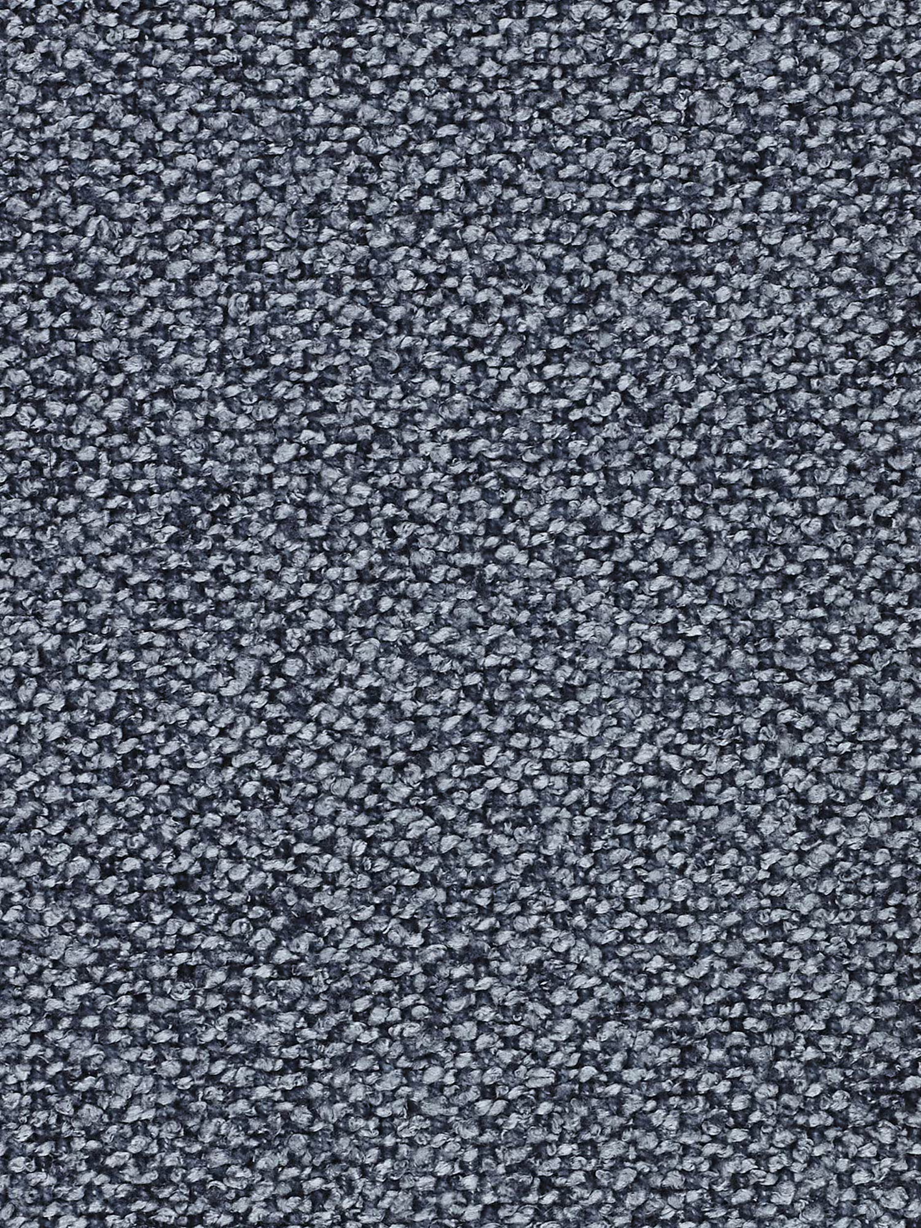 Un primo piano di un tappeto a pelo riccio testurizzato in una tonalità di grigio medio. La superficie presenta fibre ad anello piccole e densamente raggruppate che conferiscono un aspetto leggermente irregolare e ruvido, perfetto per il divano angolare Orbit con penisola reversibile e tutte le sedute allungabili in tessuto smacchiabile effetto cotone T33 di Divani.Store. Il motivo appare uniforme, senza macchie o segni visibili.