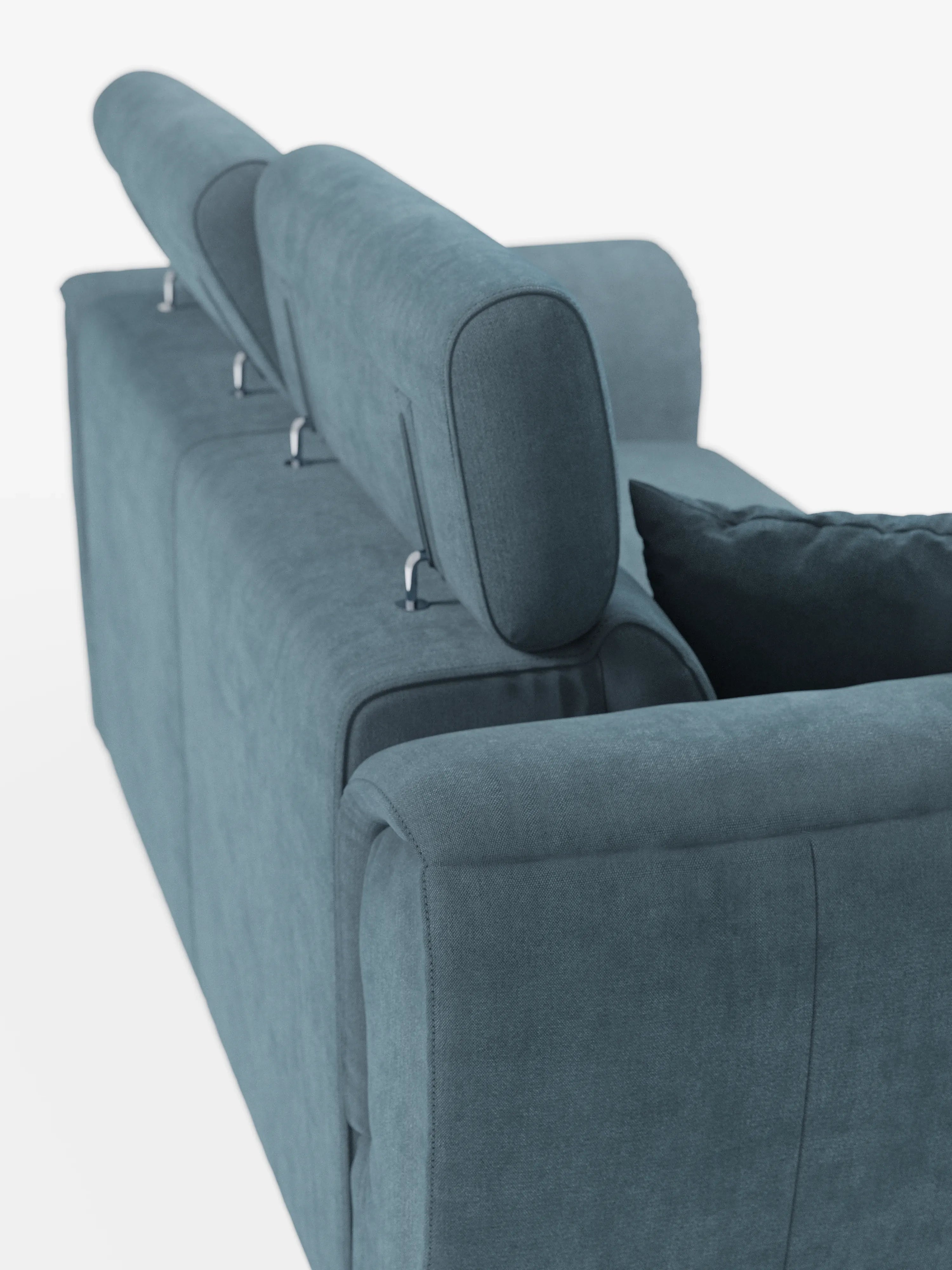 Il divano a 2 posti estraibile Titano con poggiatesta reclinabili in tessuto smacchiabile Oeko-Tex® di Divani.Store è ripreso di spalle da un'angolazione che ne mette in risalto il moderno design in tessuto color verde acqua. Due dei poggiatesta regolabili sono sollevati in posizione verticale, mentre il terzo rimane abbassato; sul lato destro è appoggiato un cuscino coordinato. Lo sfondo è bianco a tinta unita.