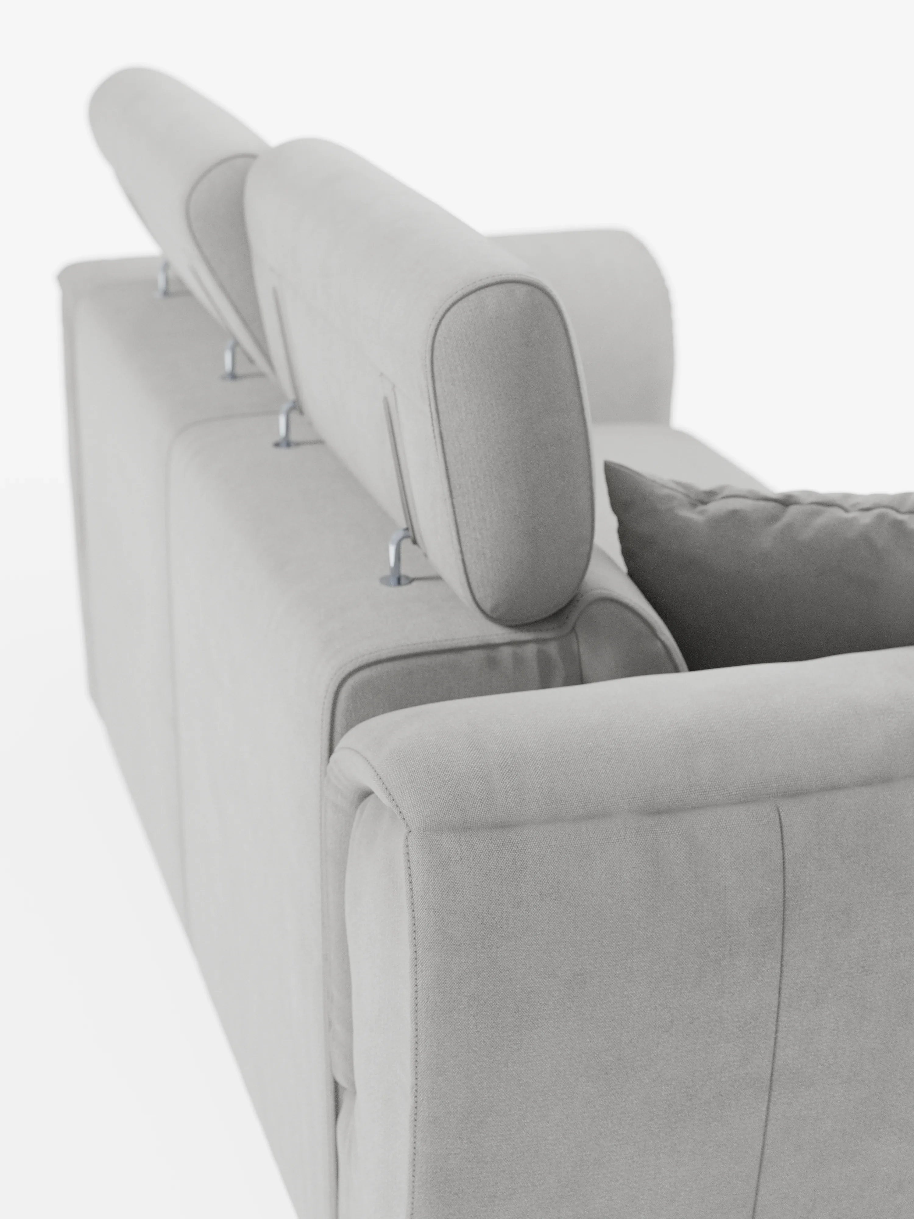 Un divano a due posti grigio chiaro in stile contemporaneo di Divani.Store, il divano Titano a 2 posti estraibile, è raffigurato di retro. È dotato di poggiatesta reclinabili e include un cuscino coordinato. Il rivestimento morbido e soffice è realizzato in tessuto Oeko-Tex® resistente alle macchie, che richiama il comfort di un divanetto moderno. Lo sfondo bianco e minimalista ne esalta il design pulito ed elegante.