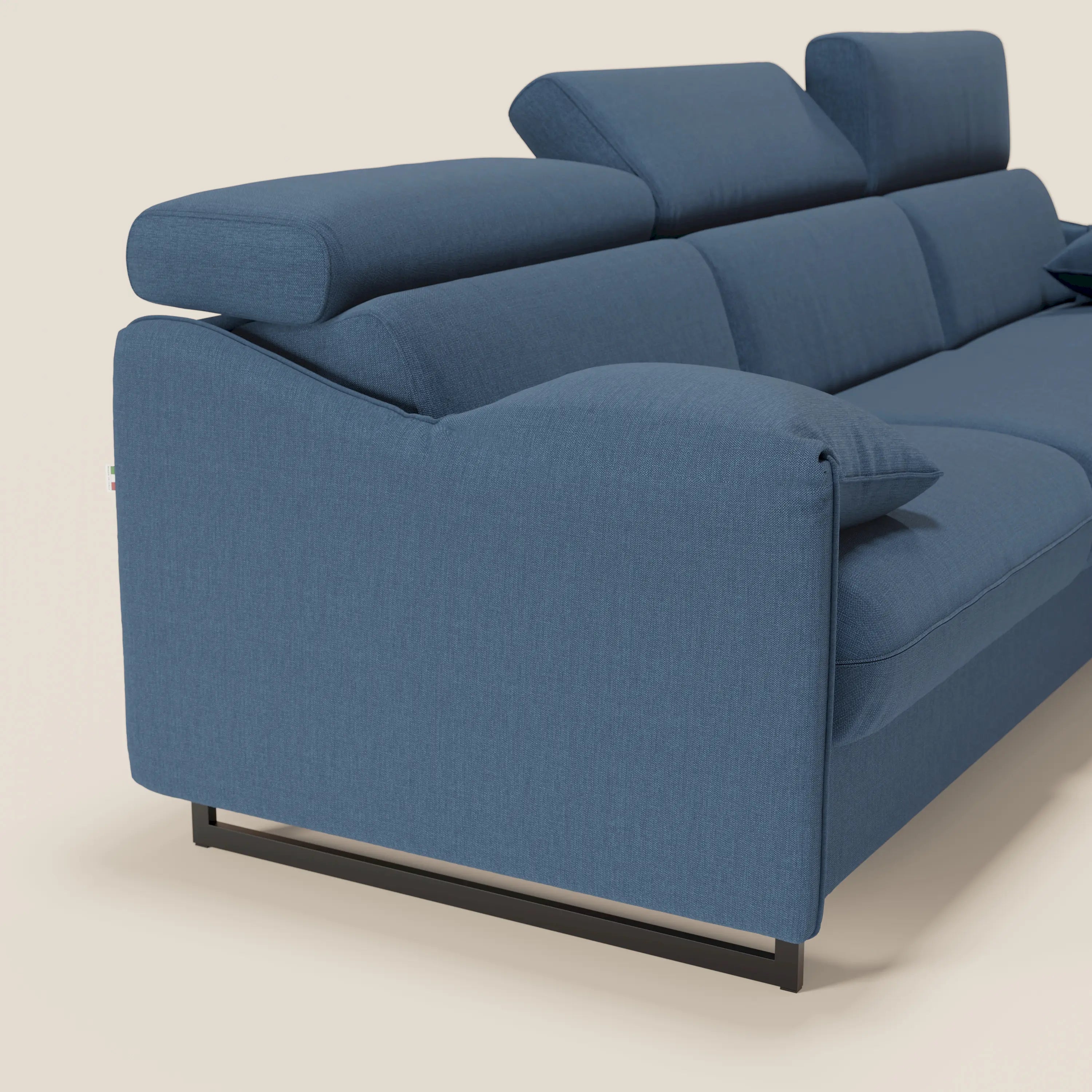 Violetta Divano Letto Angolare con Penisola contenitore, Poggiatesta e Materasso Alto H18 in tessuto impermeabile T13 - divani.store