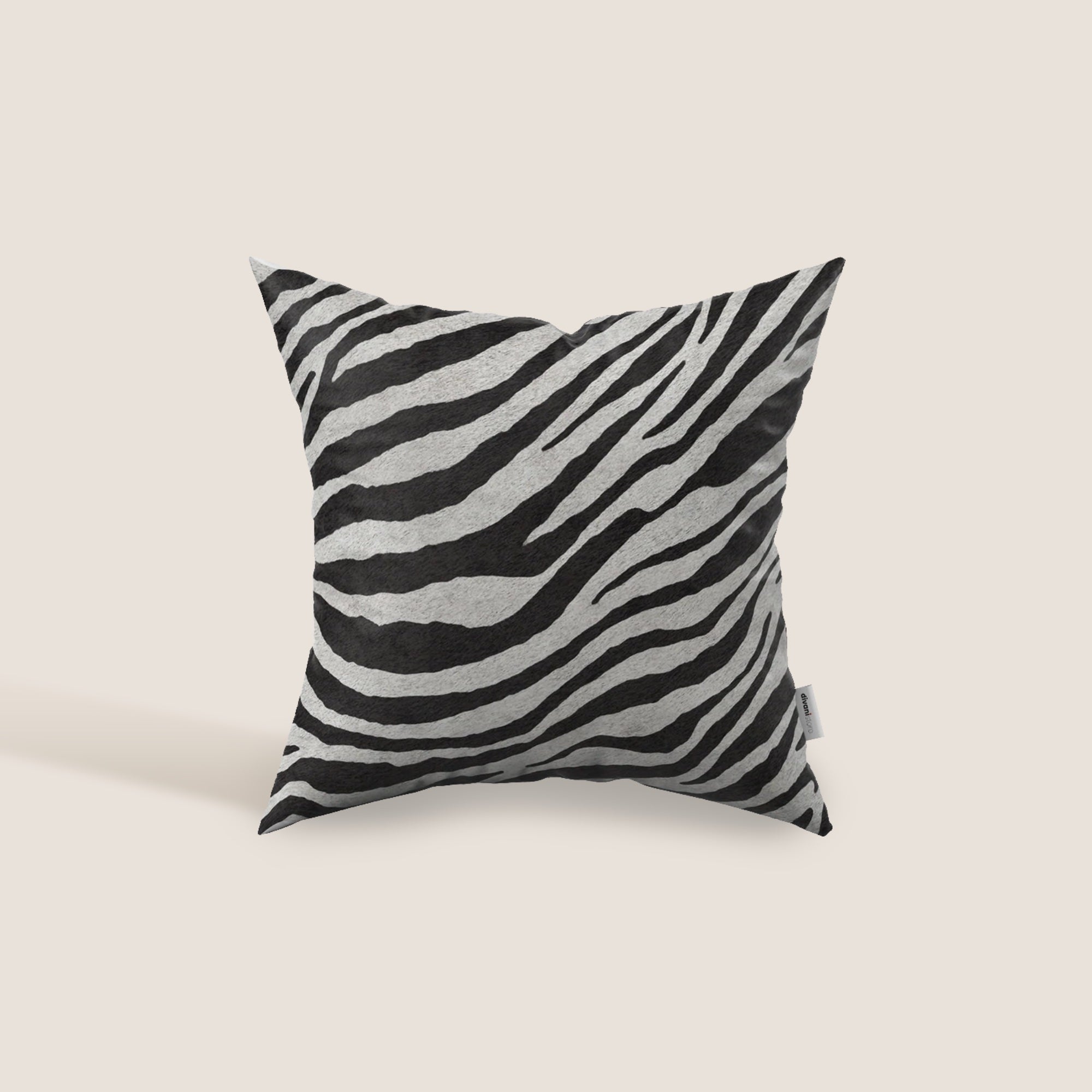 Wild cuscino in collezione Wild in microfibra impermeabile zebra - divani.store
