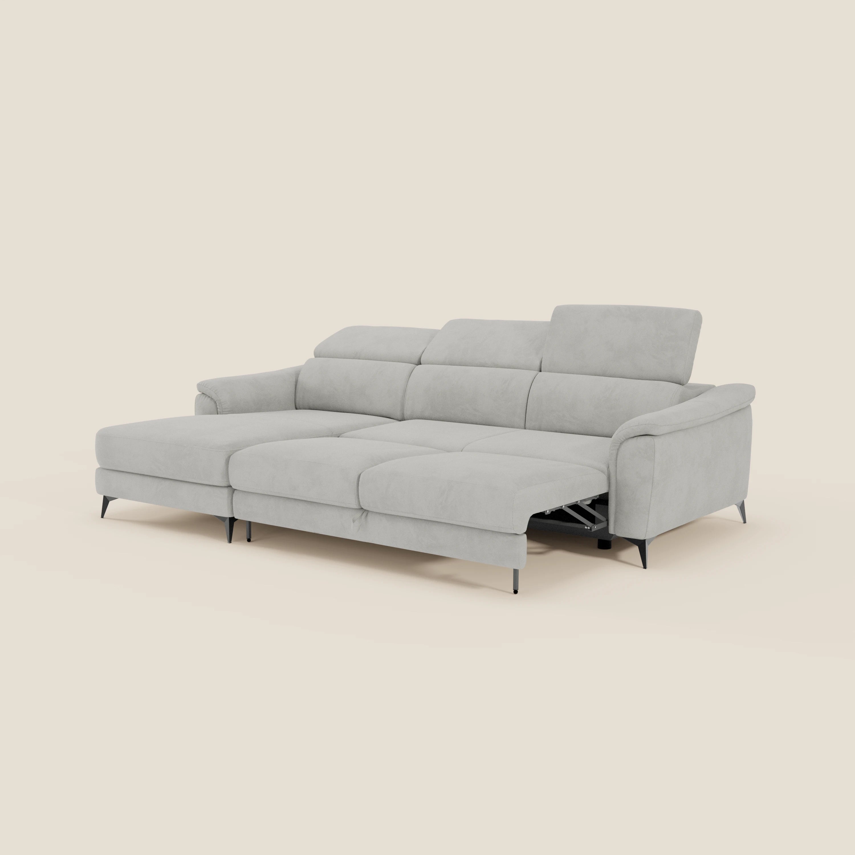 Arcos Sofa mit Halbinsel – hohe Füße und verstellbare Kopfstützen aus wasserfester Mikrofaser T11 hellgrau