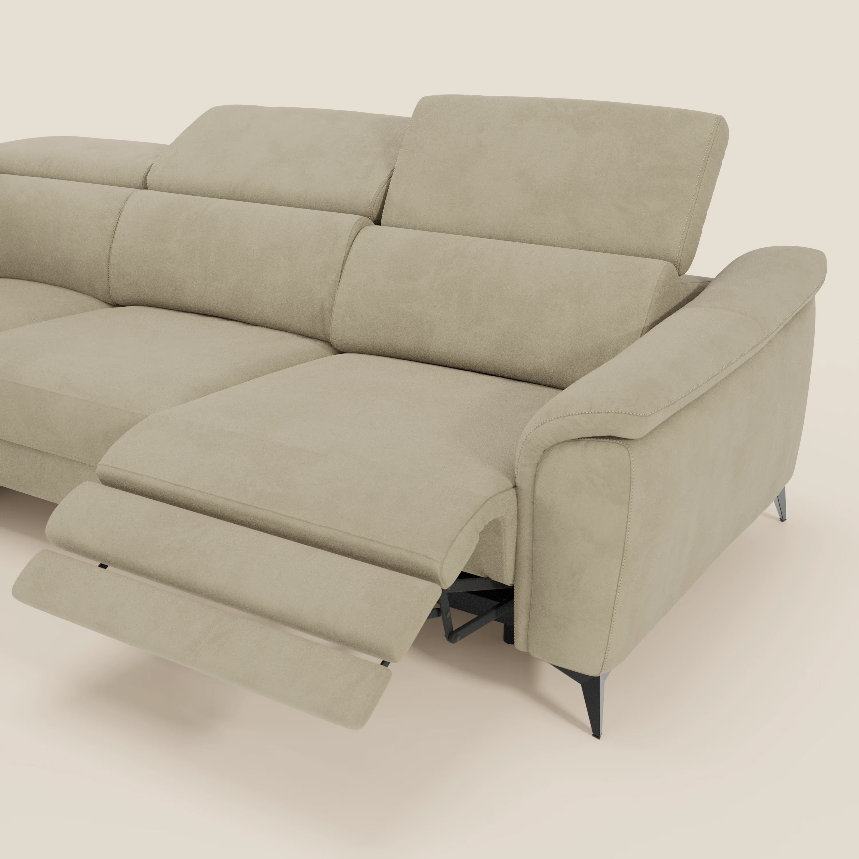 Arcos Ecksofa – hohe Füße und verstellbare Kopfstützen aus wasserfester Mikrofaser T11 beige