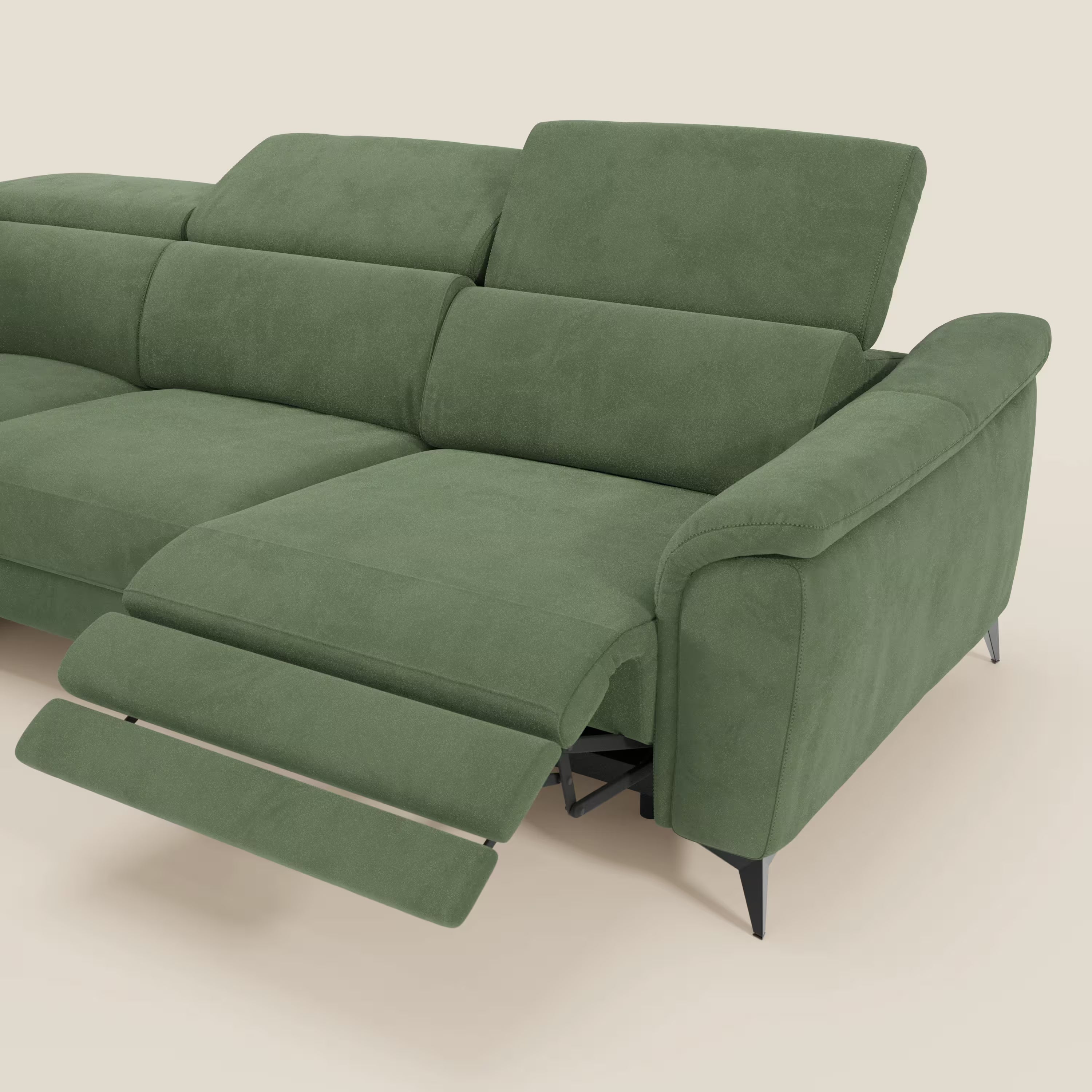 Arcos Ecksofa – hohe Füße und verstellbare Kopfstützen aus wasserfester Mikrofaser T11 grün
