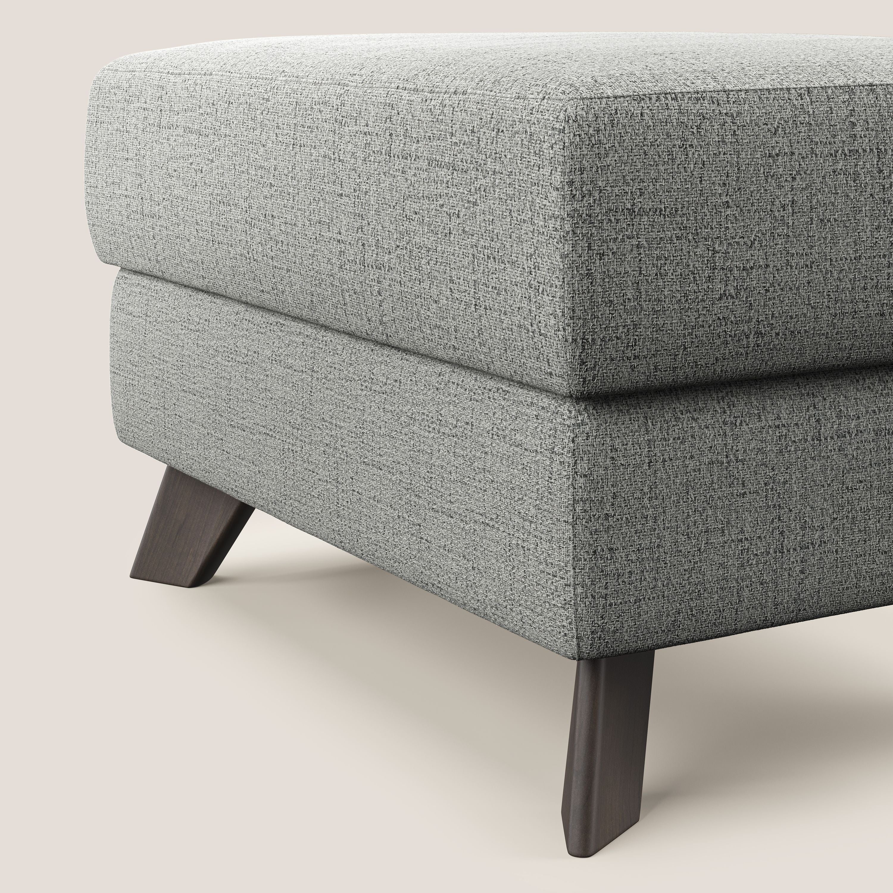 Moon Pouf contenitore e piedini alti in tessuto morbido impermeabile fiammato T03 grigio chiaro - divani.store