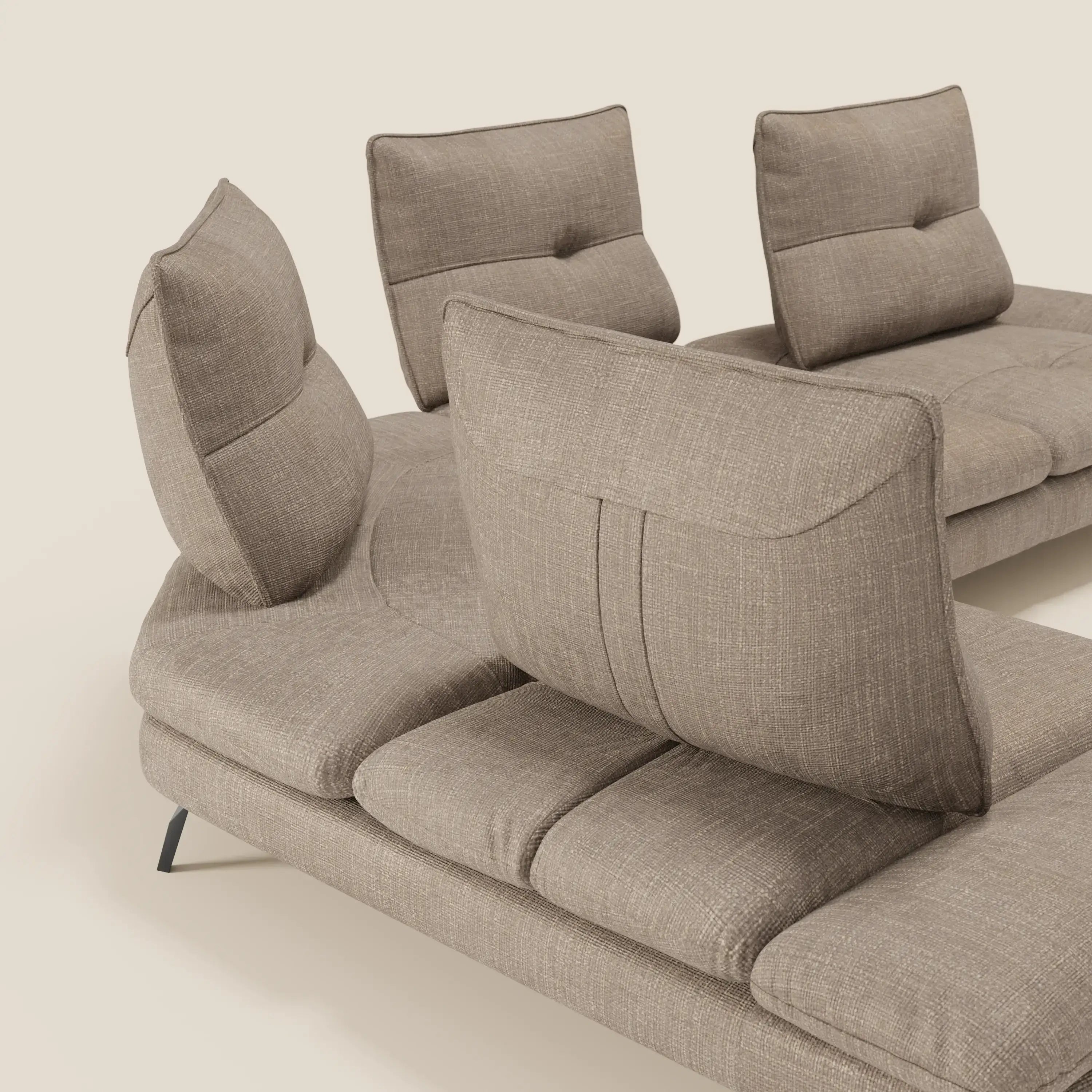 Ardex Divano Angolare - schienali traslanti e bracciolo regolabile in elegante tessuto impermeabile T06 tortora - divani.store