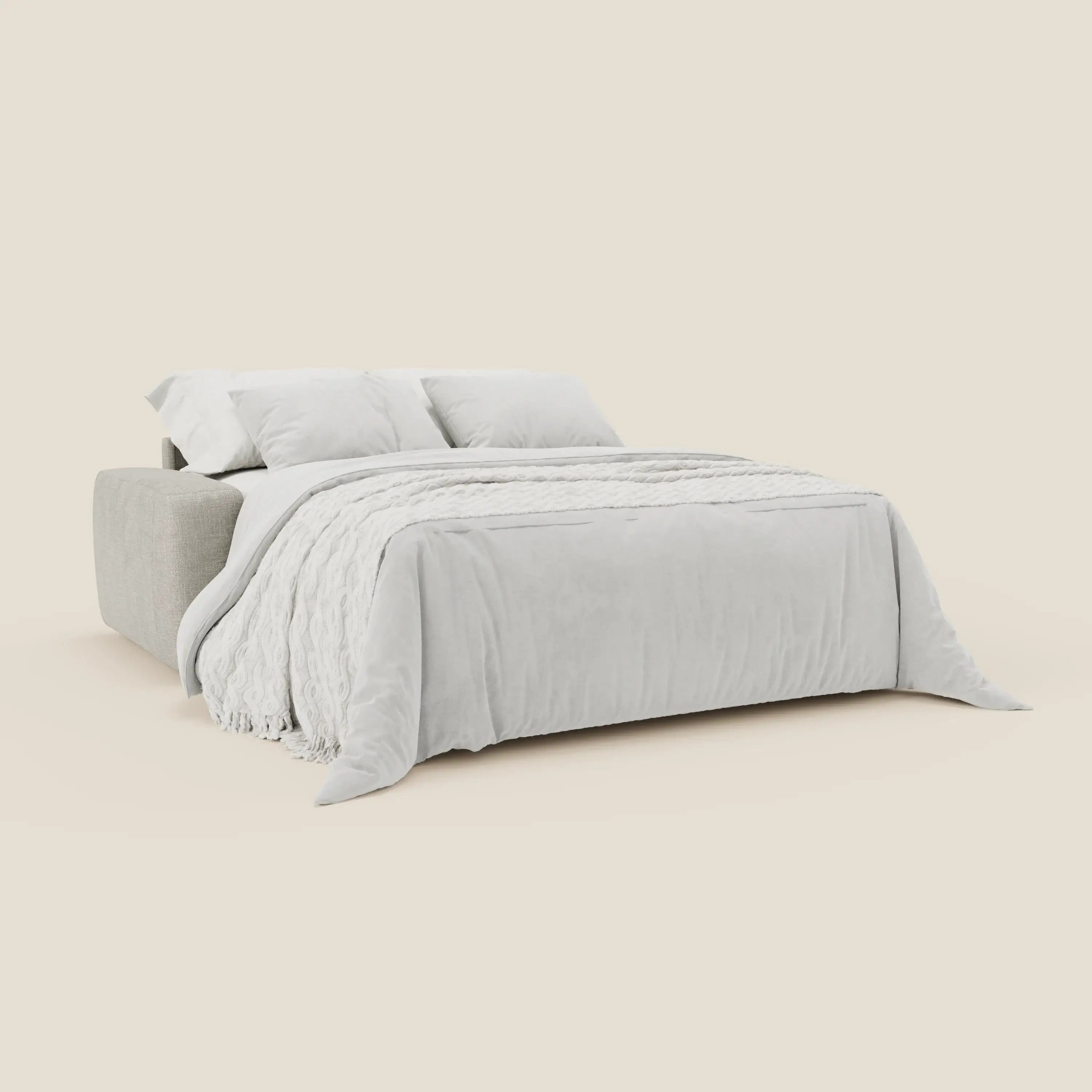 Il letto materasso Cloud Divano H17 cm di Divani.Store è caratterizzato da un tessuto impermeabile T06 grigio chiaro, da morbidi cuscini e da un design minimalista, ideale per chi cerca il comfort quotidiano e uno stile moderno.
