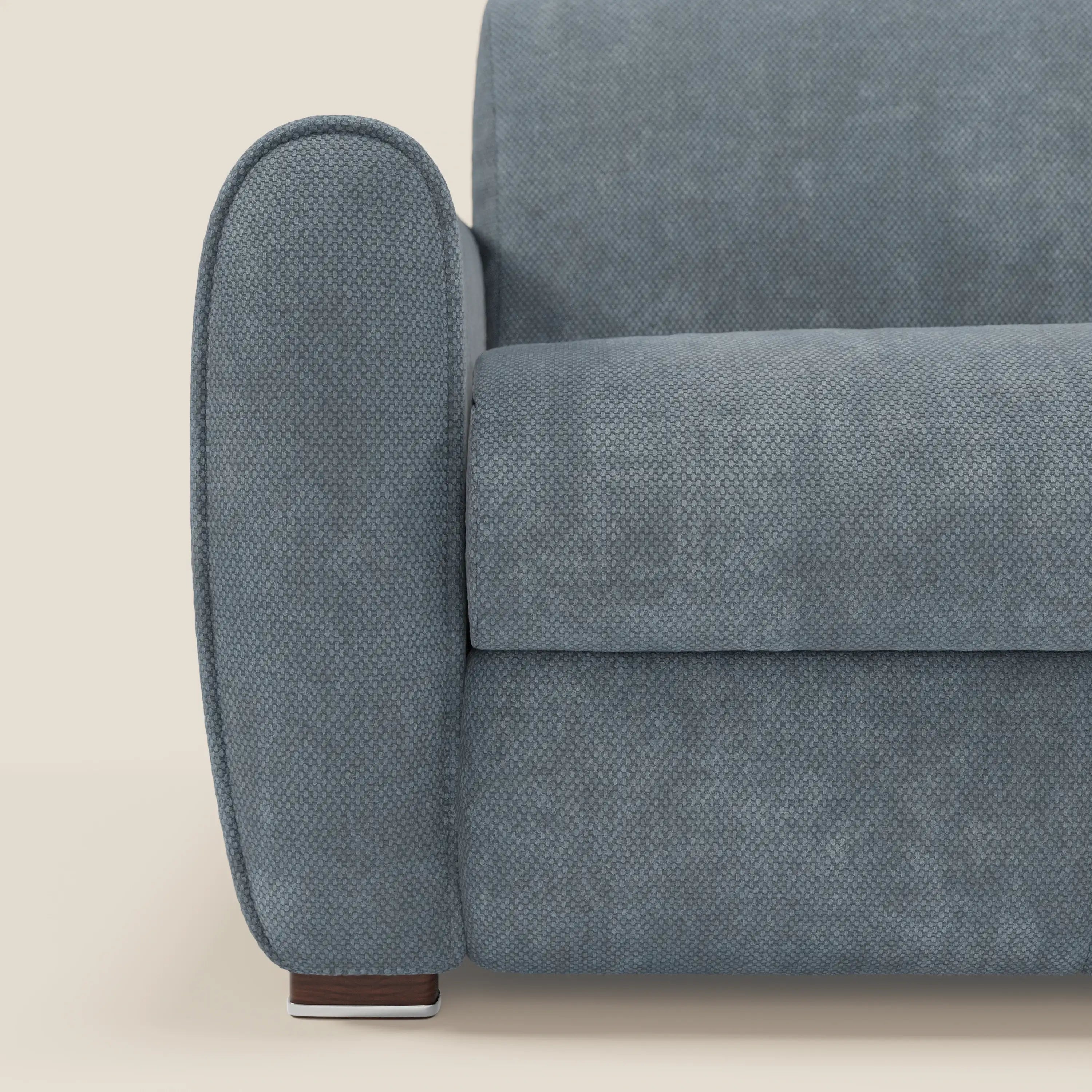 Kaleo Modernes Schlafsofa mit Matratze H17 cm – aus edlem, wasserabweisendem Stoff T26 baby blau